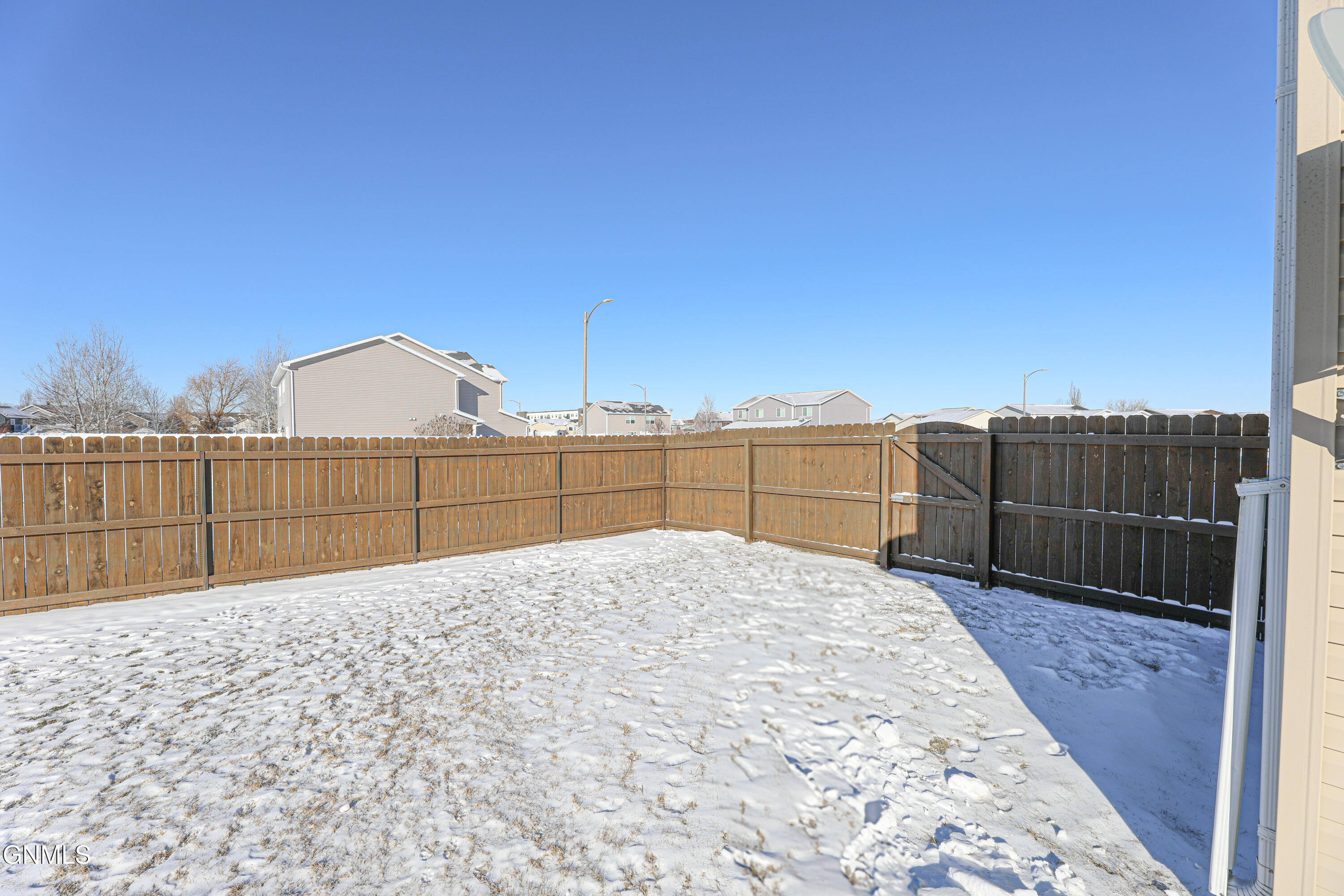 property viewer photo 32