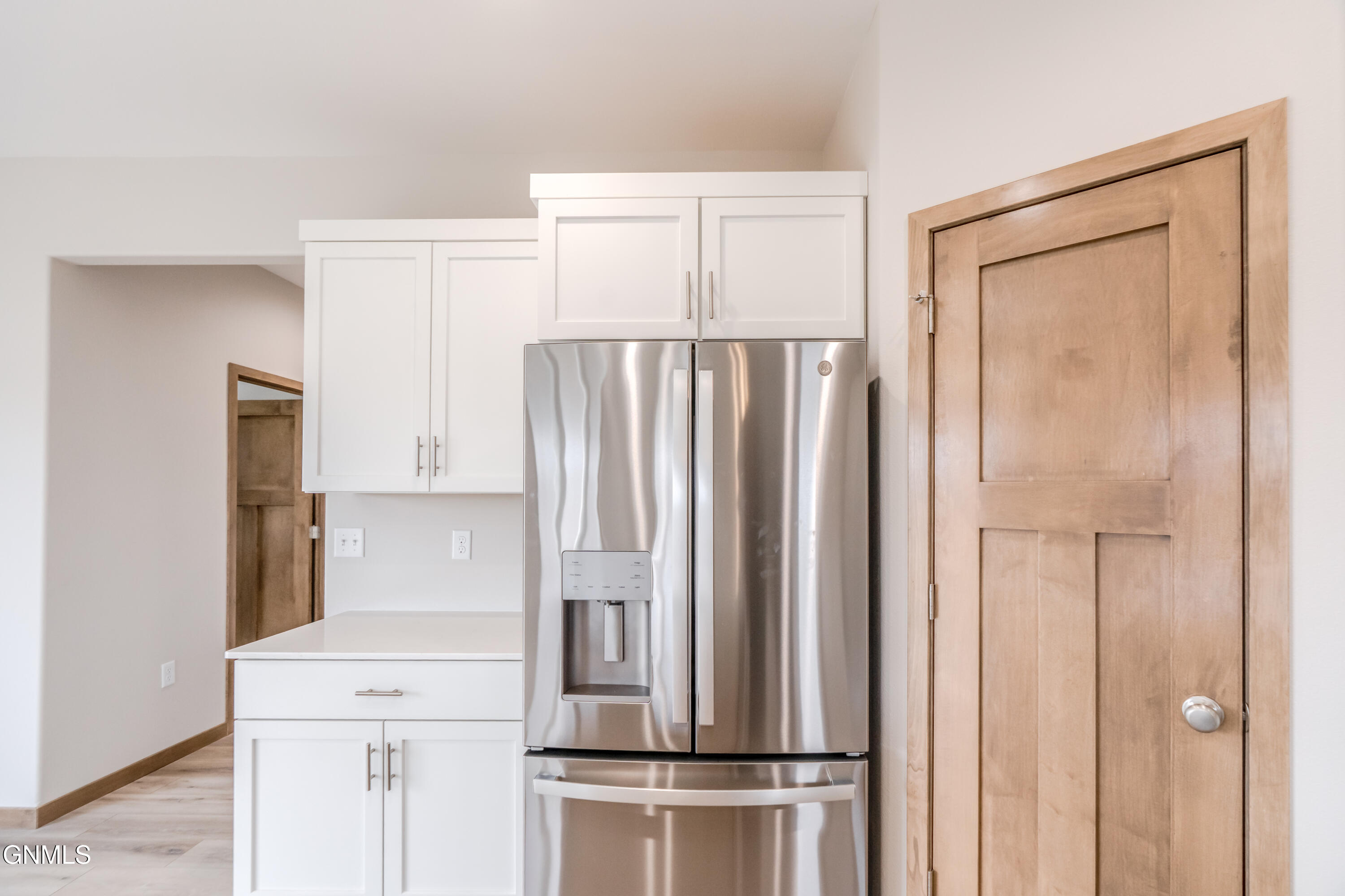 property viewer photo 23