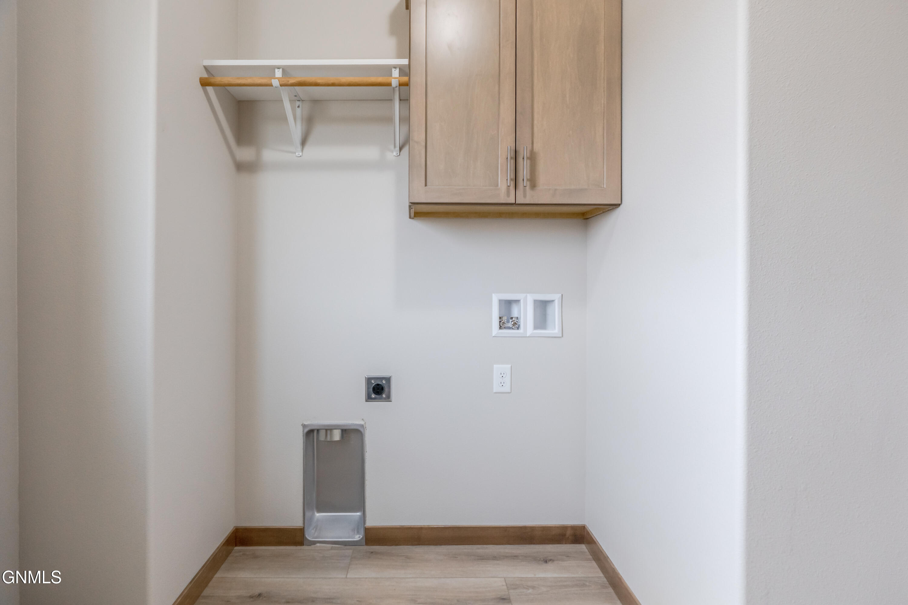 property viewer photo 38