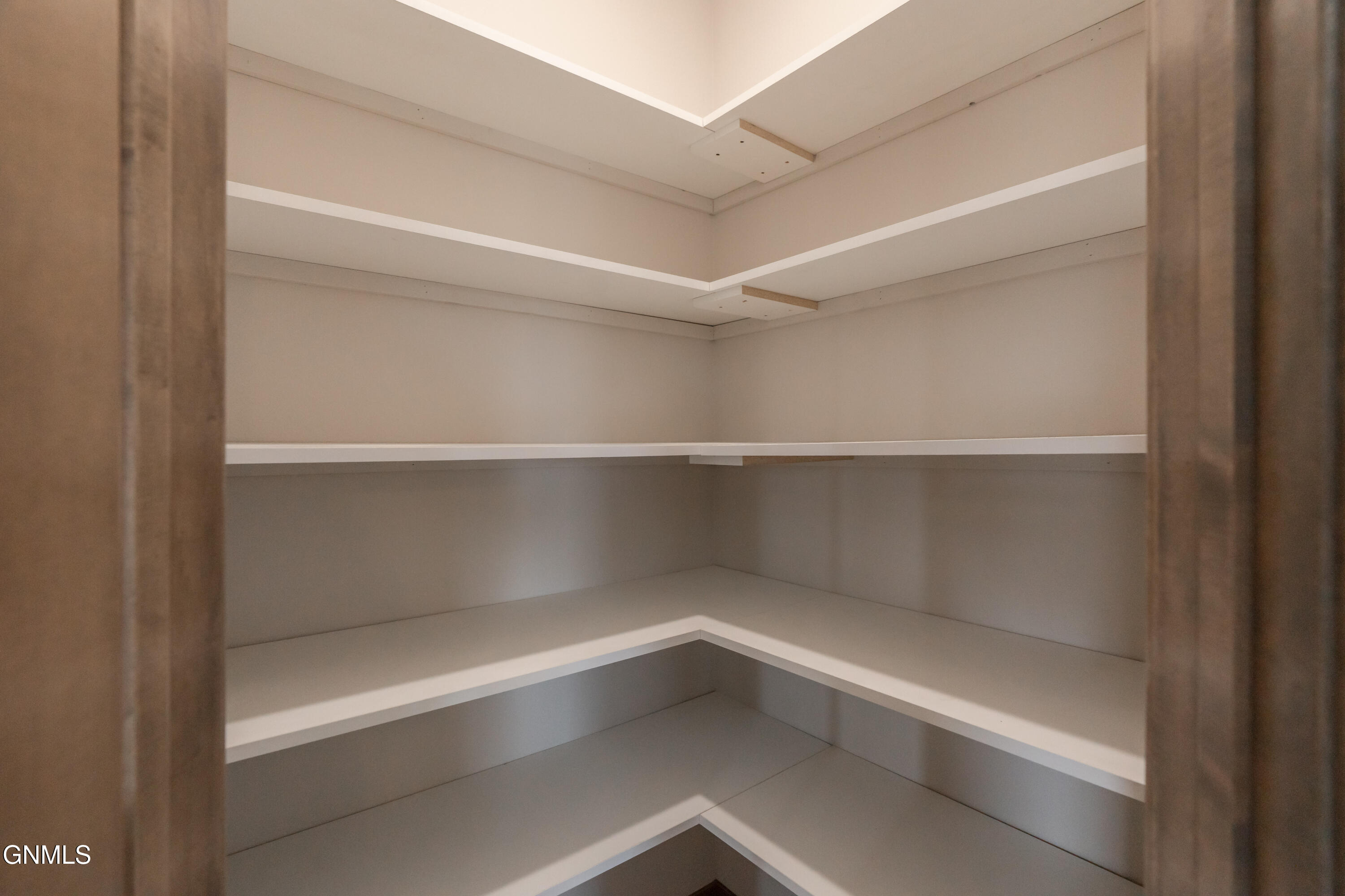 property viewer photo 40