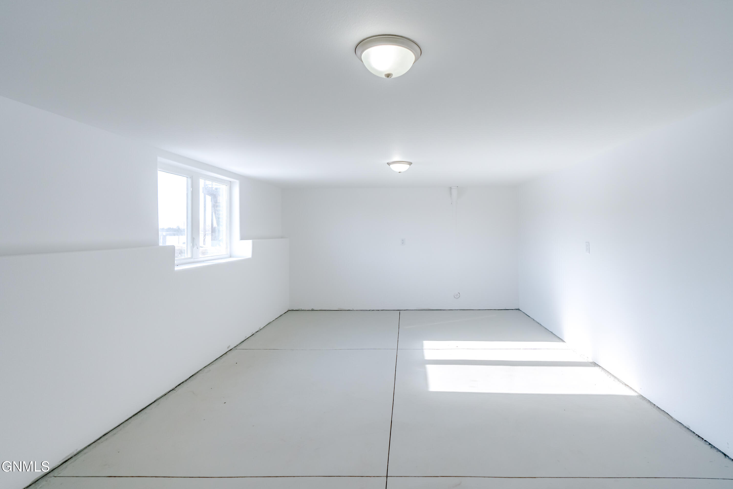 property viewer photo 51