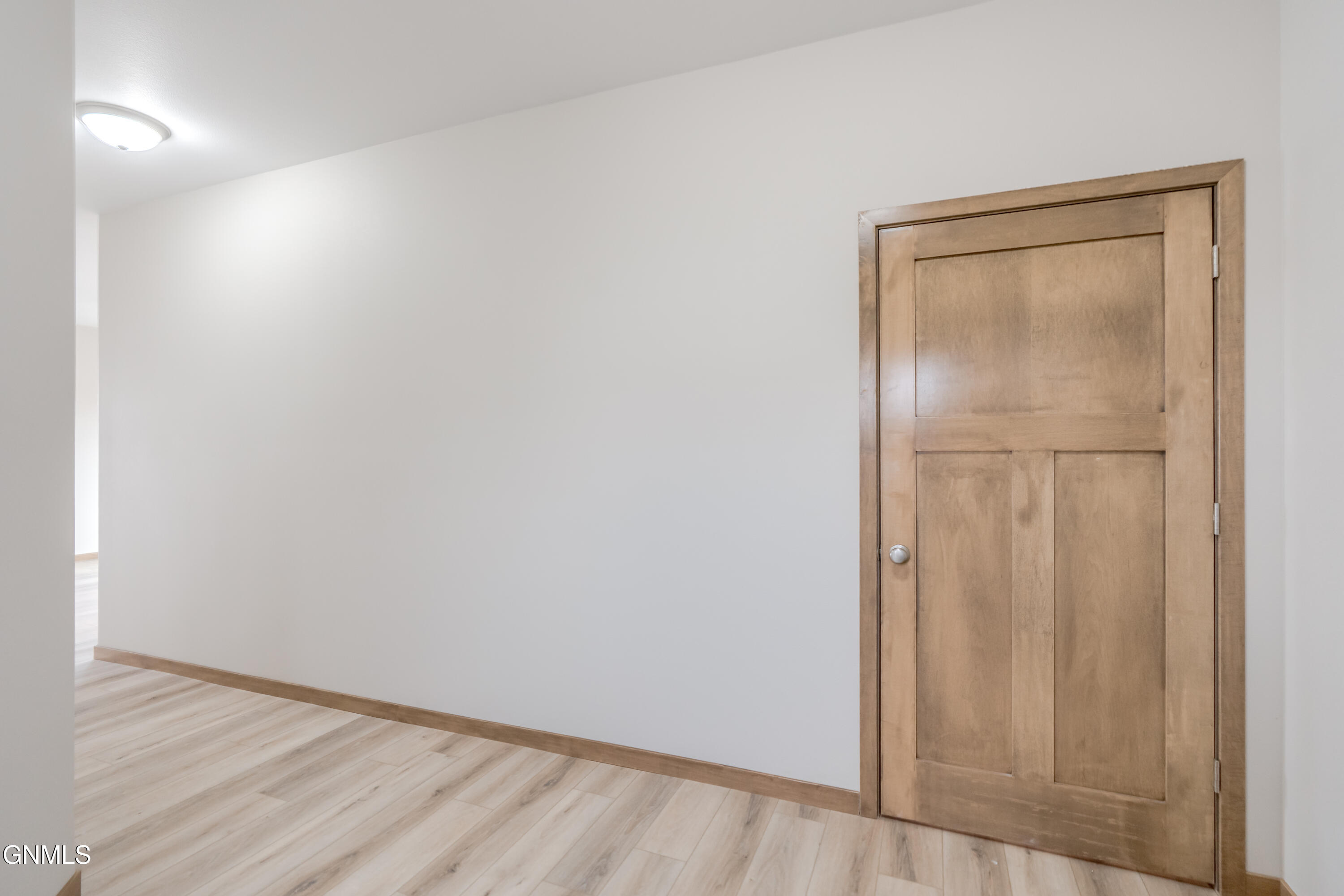property viewer photo 7