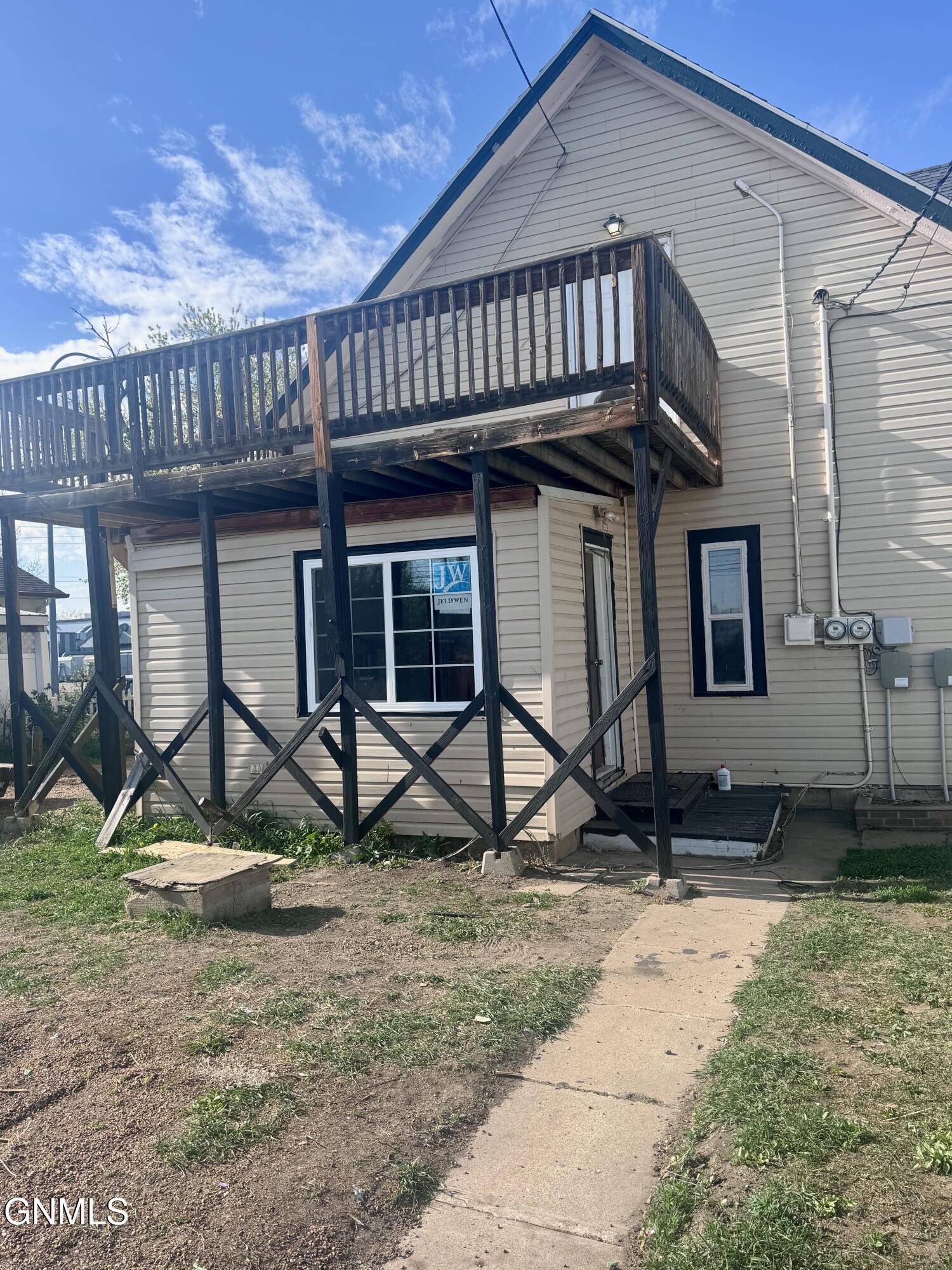main property photo 5