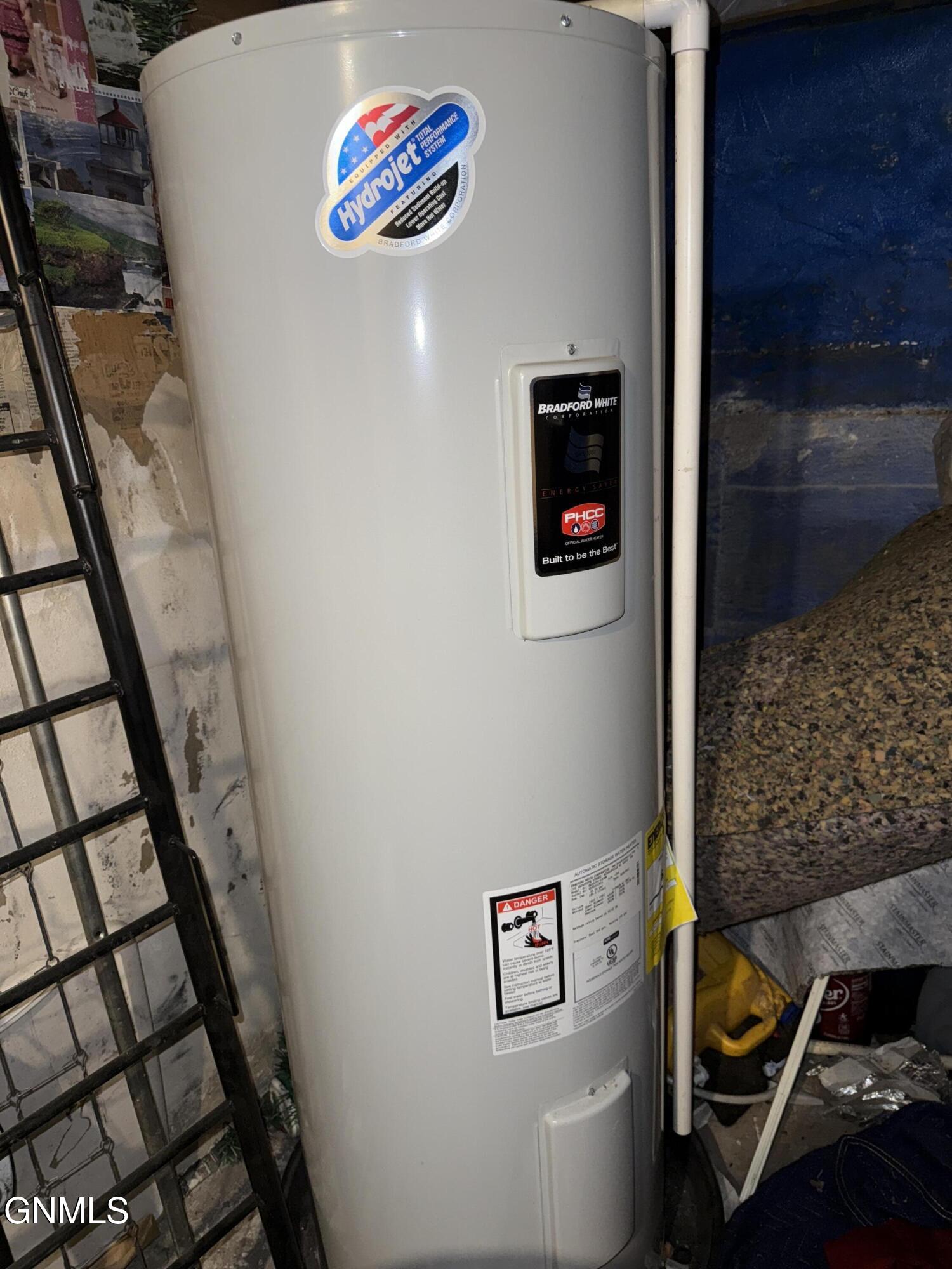 main property photo 21