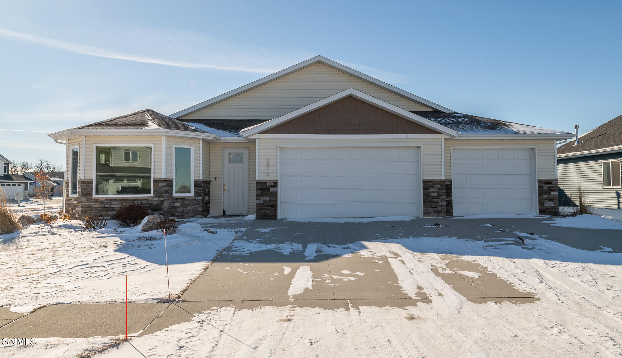main property photo 0