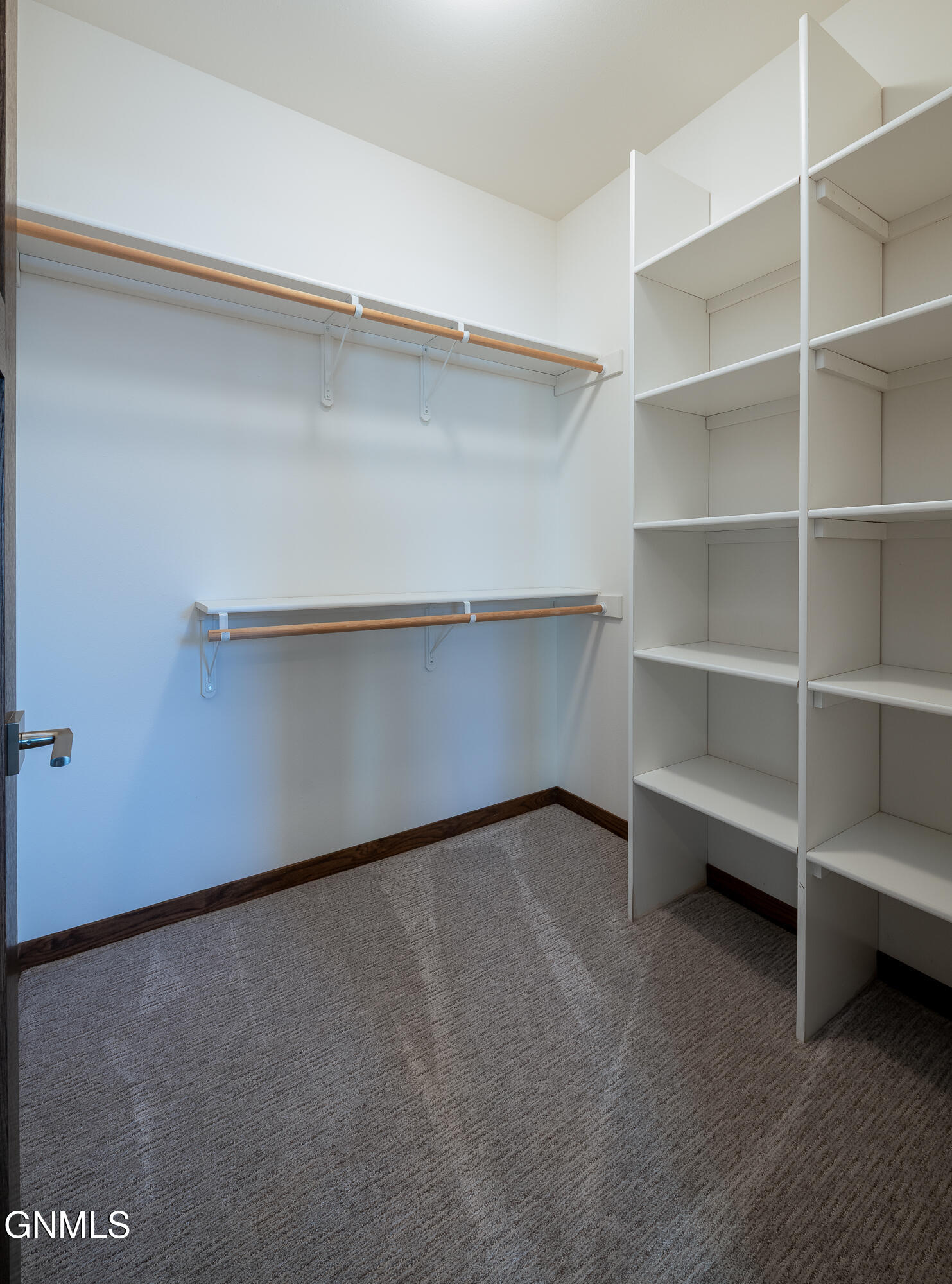 property viewer photo 12