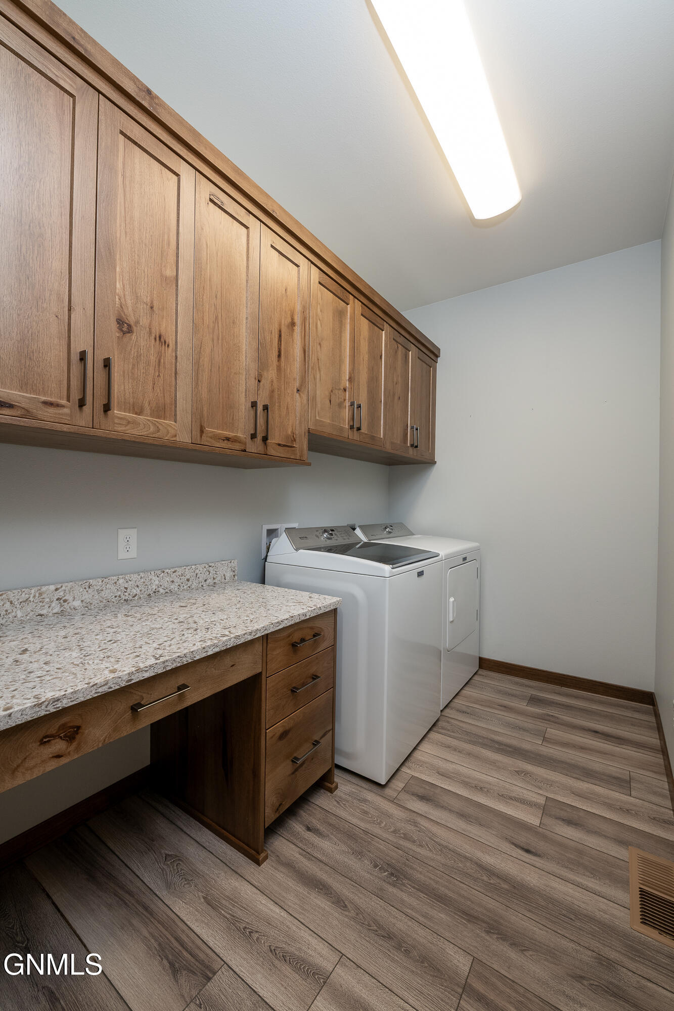 property viewer photo 17
