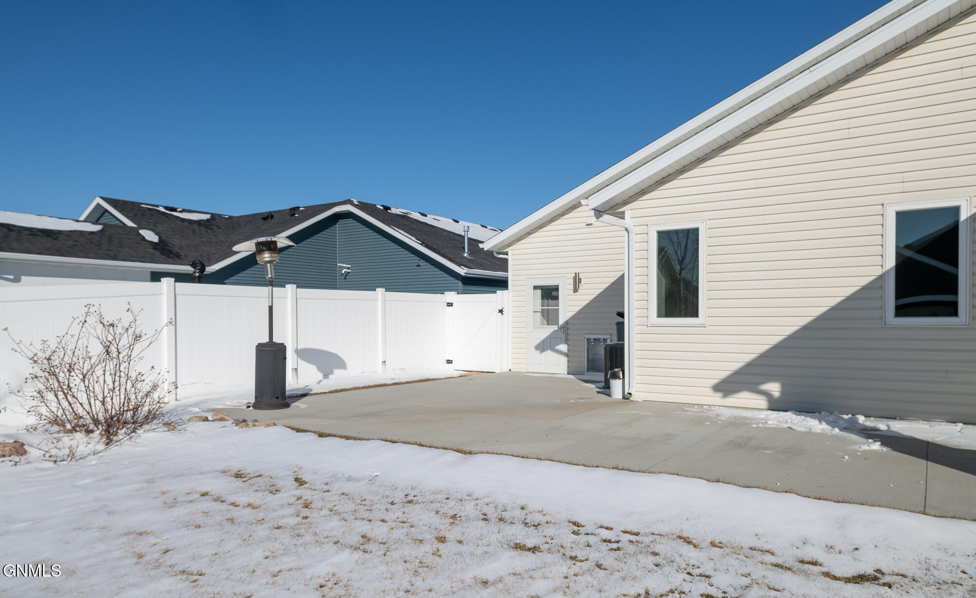 property viewer photo 23