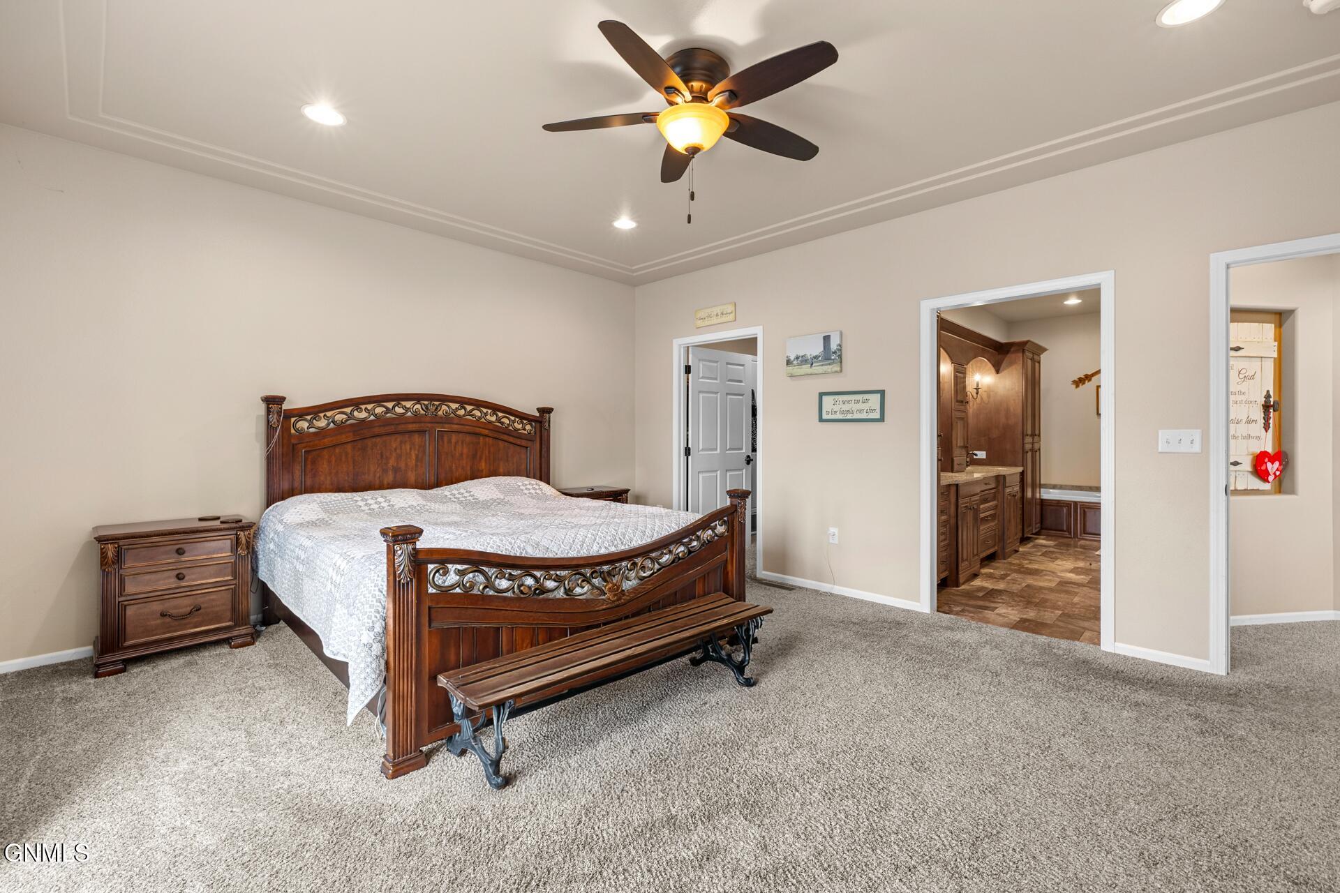 property viewer photo 20