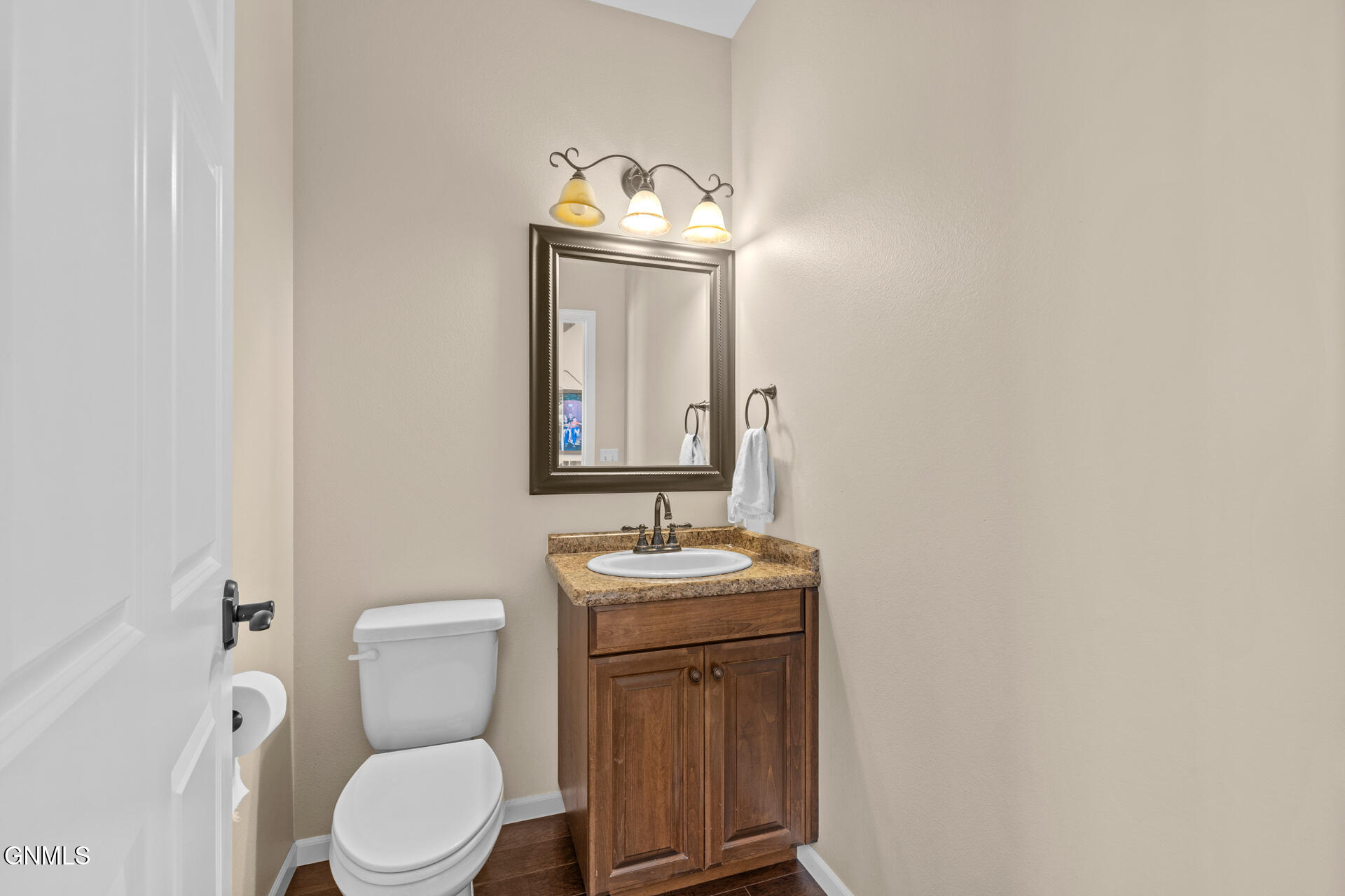 property viewer photo 25