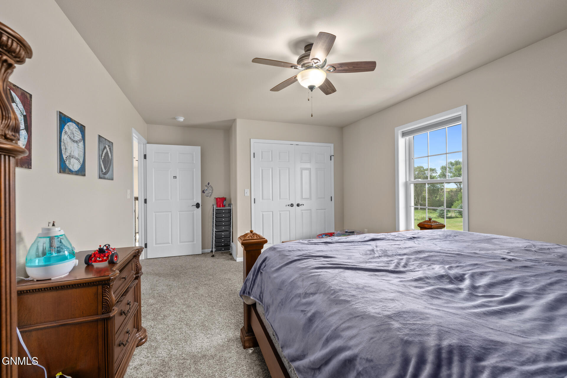 property viewer photo 30