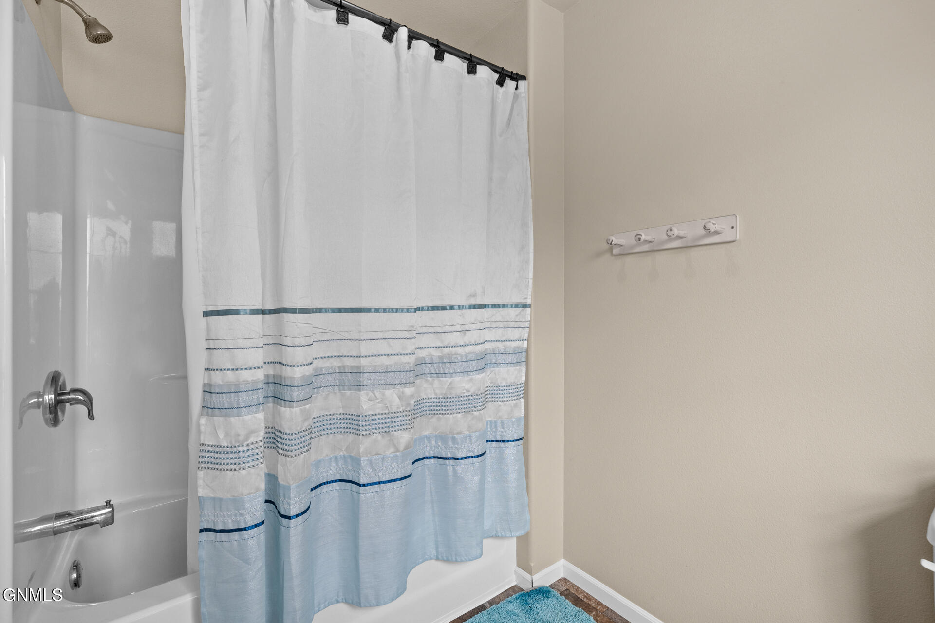 property viewer photo 35
