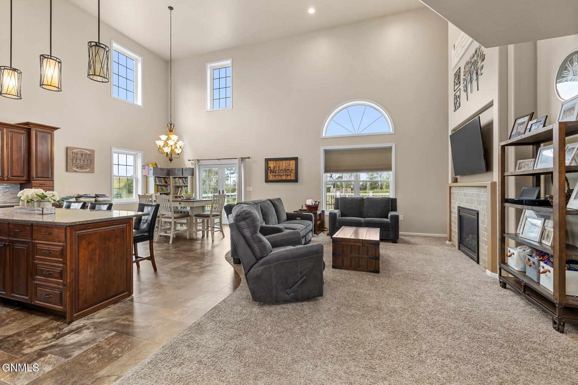 property viewer photo 8