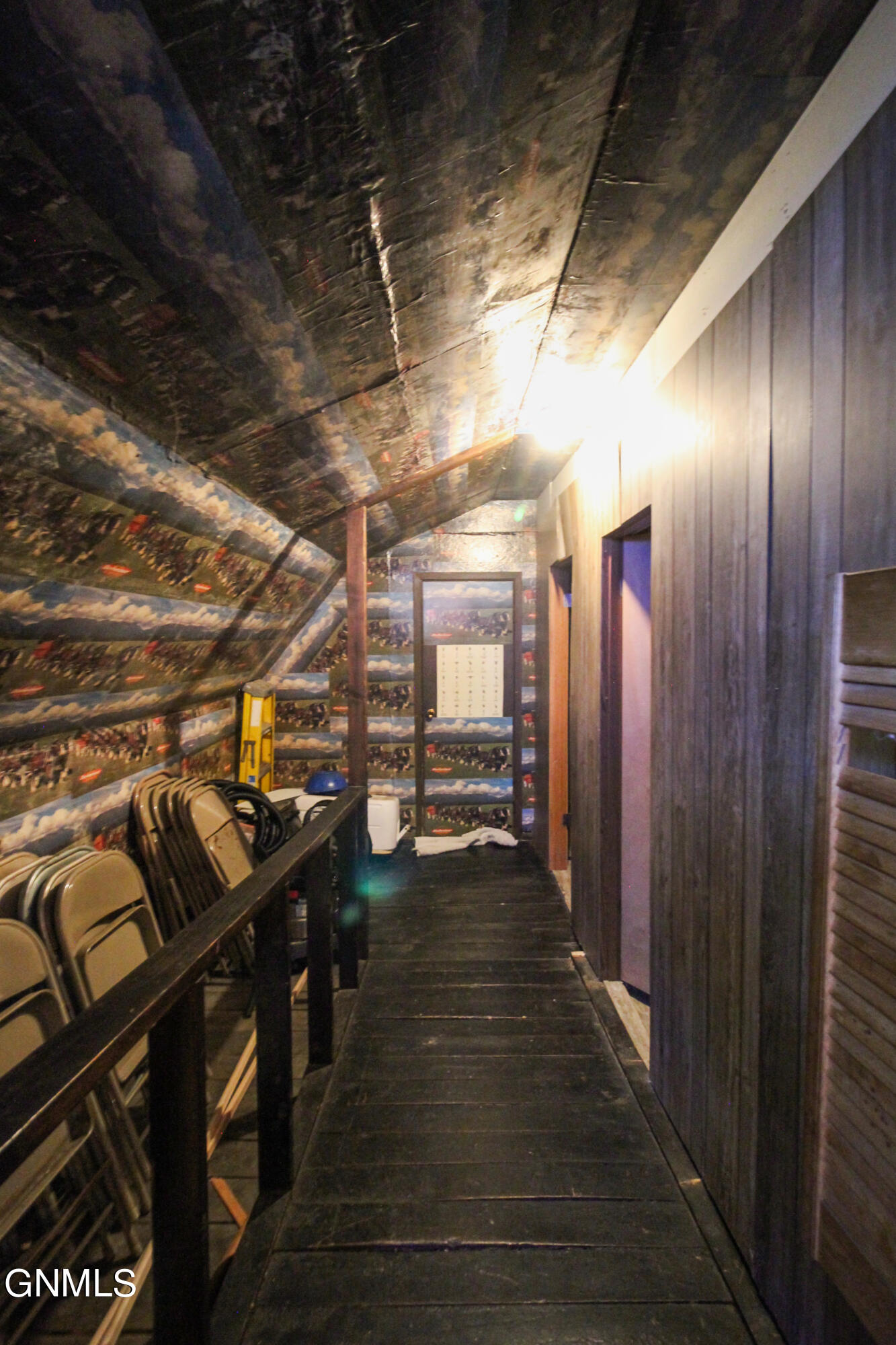 main property photo 27