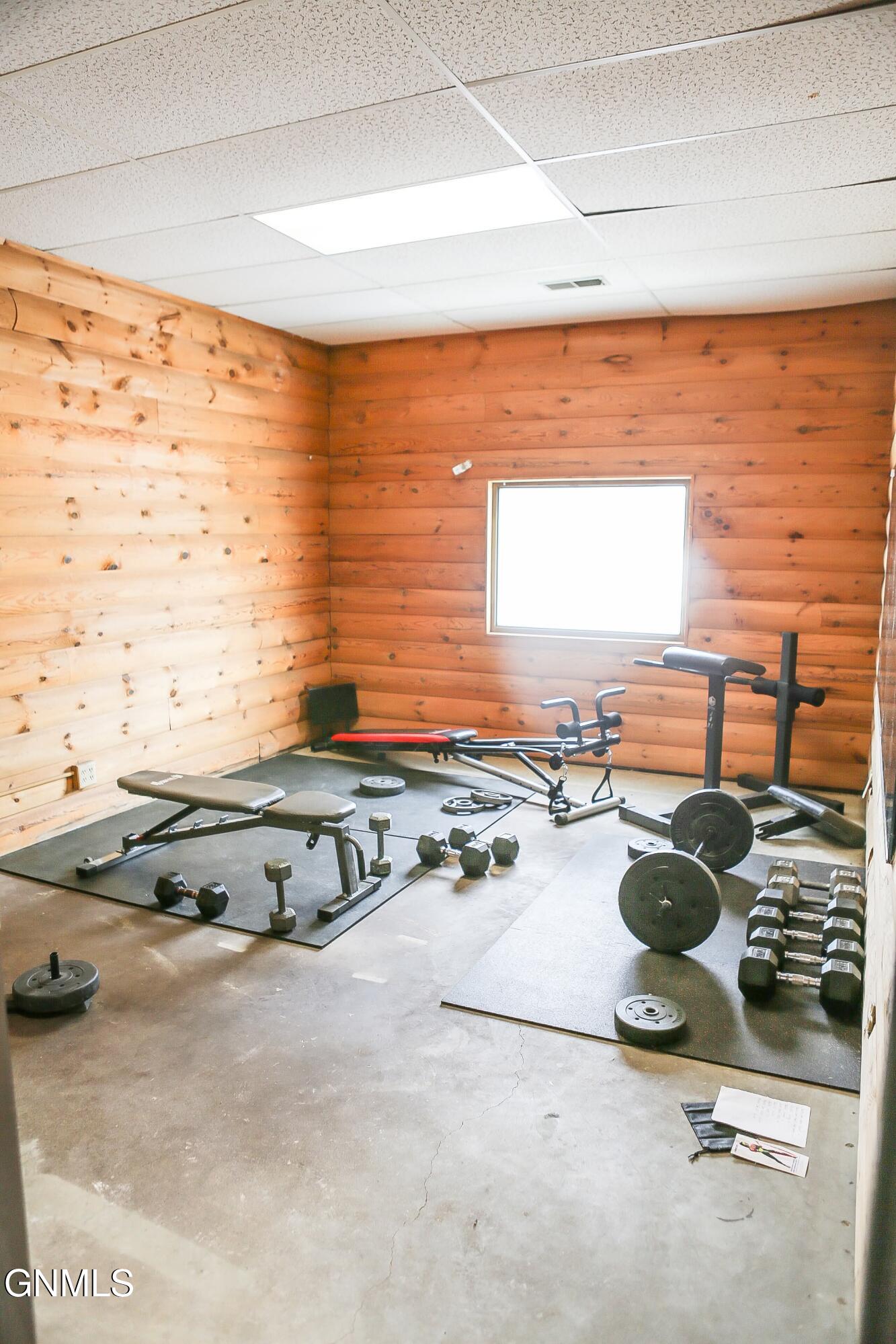 main property photo 19