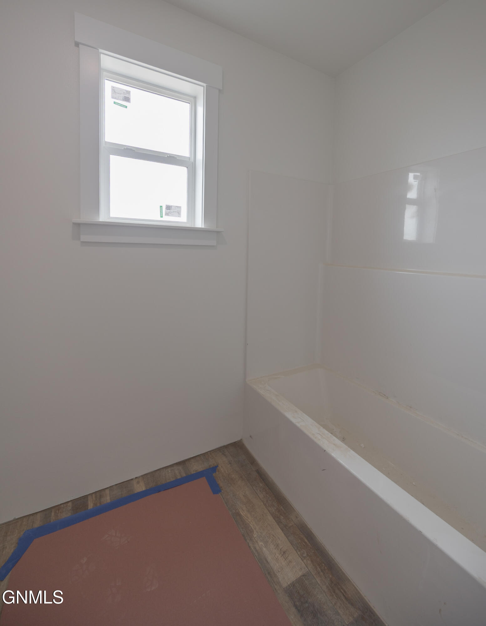 property viewer photo 10