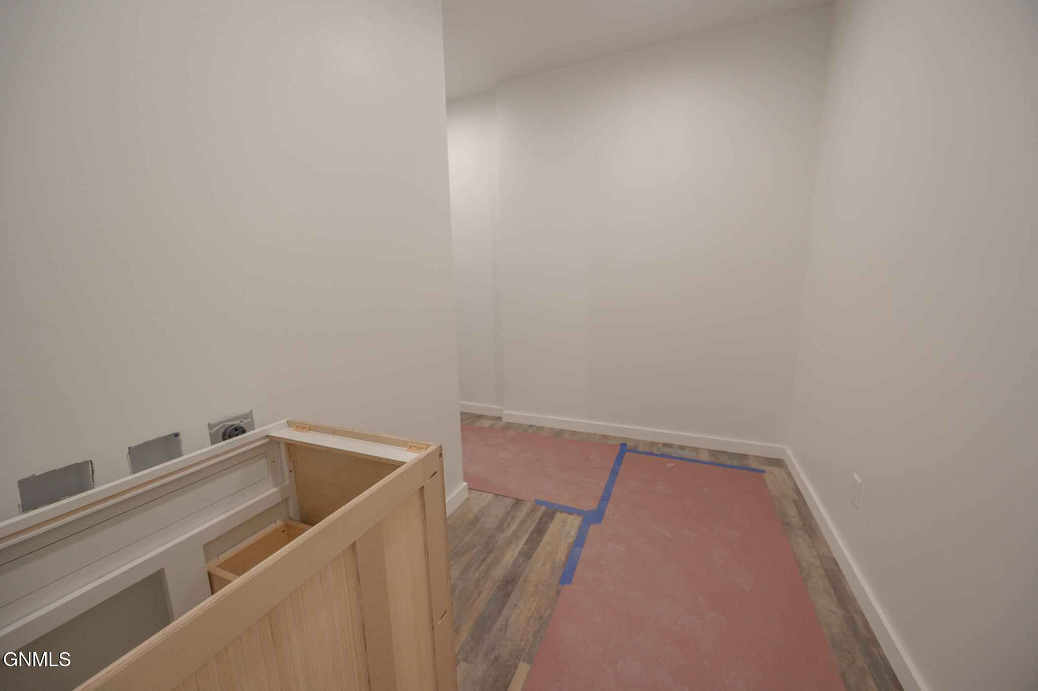 property viewer photo 11