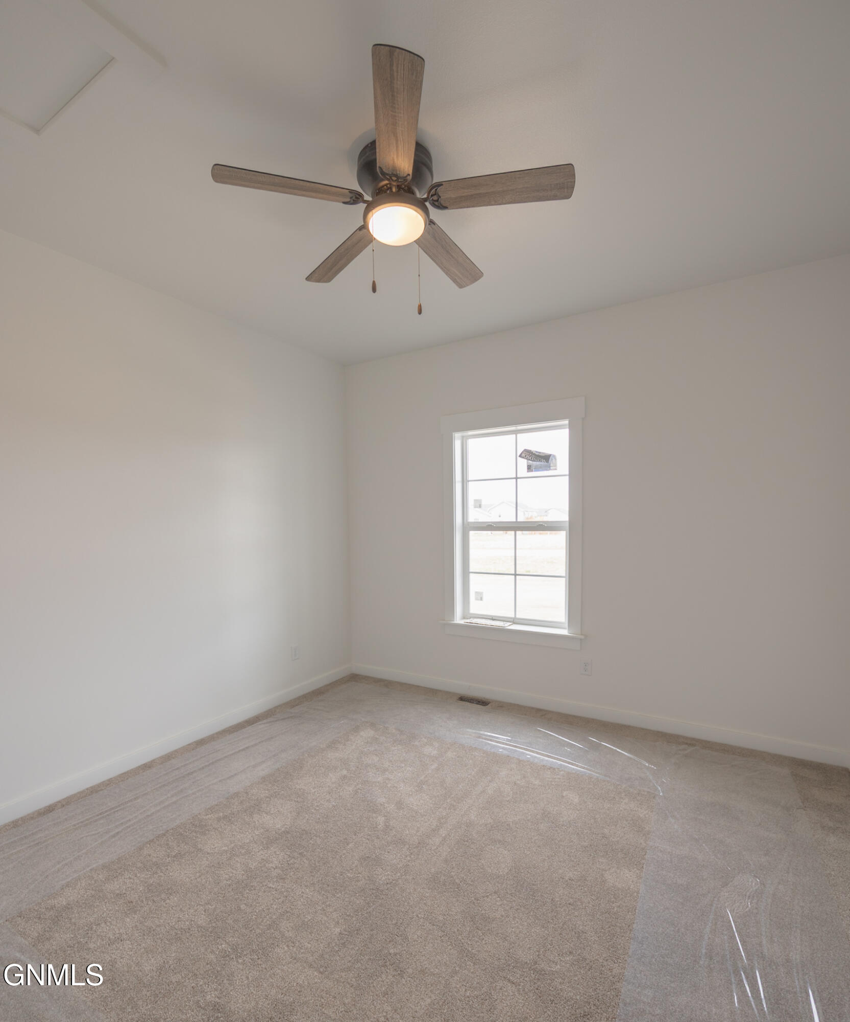 property viewer photo 8