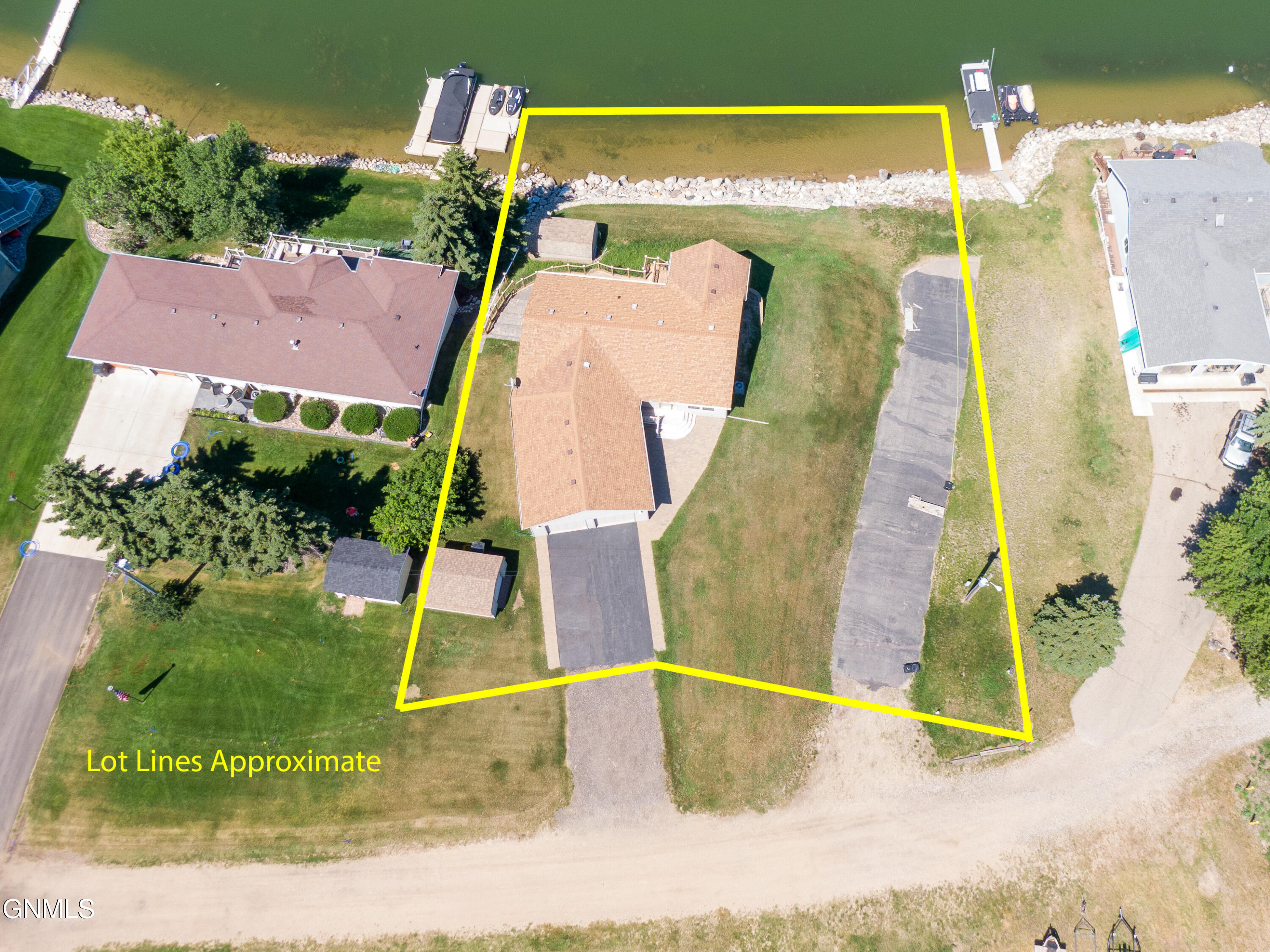 main property photo 3
