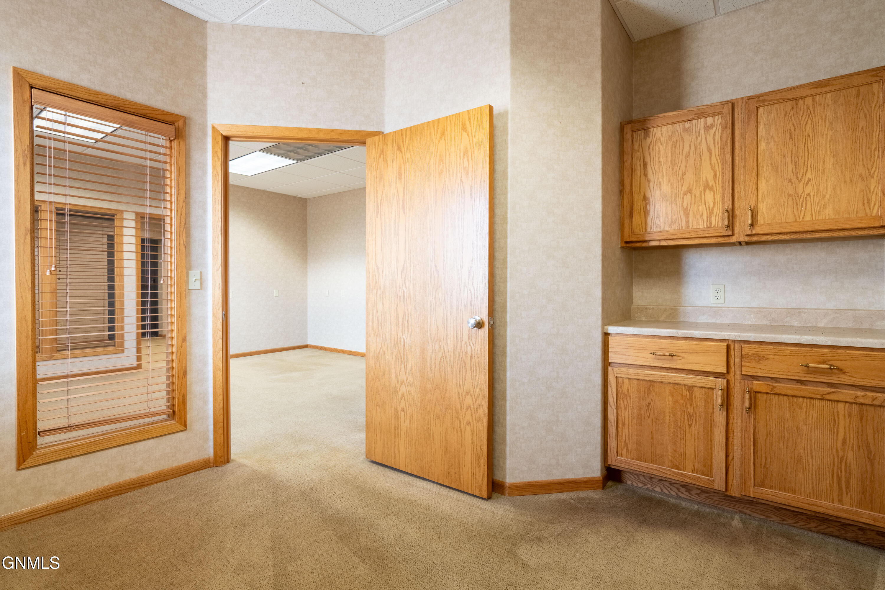 property viewer photo 6