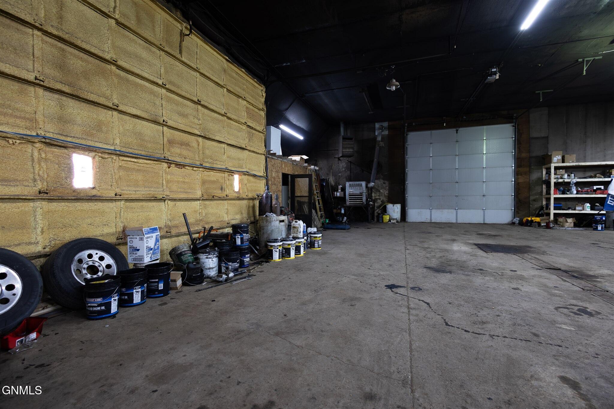 main property photo 12