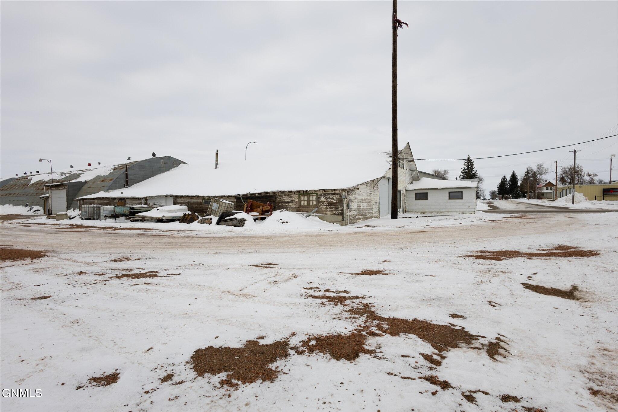 main property photo 19