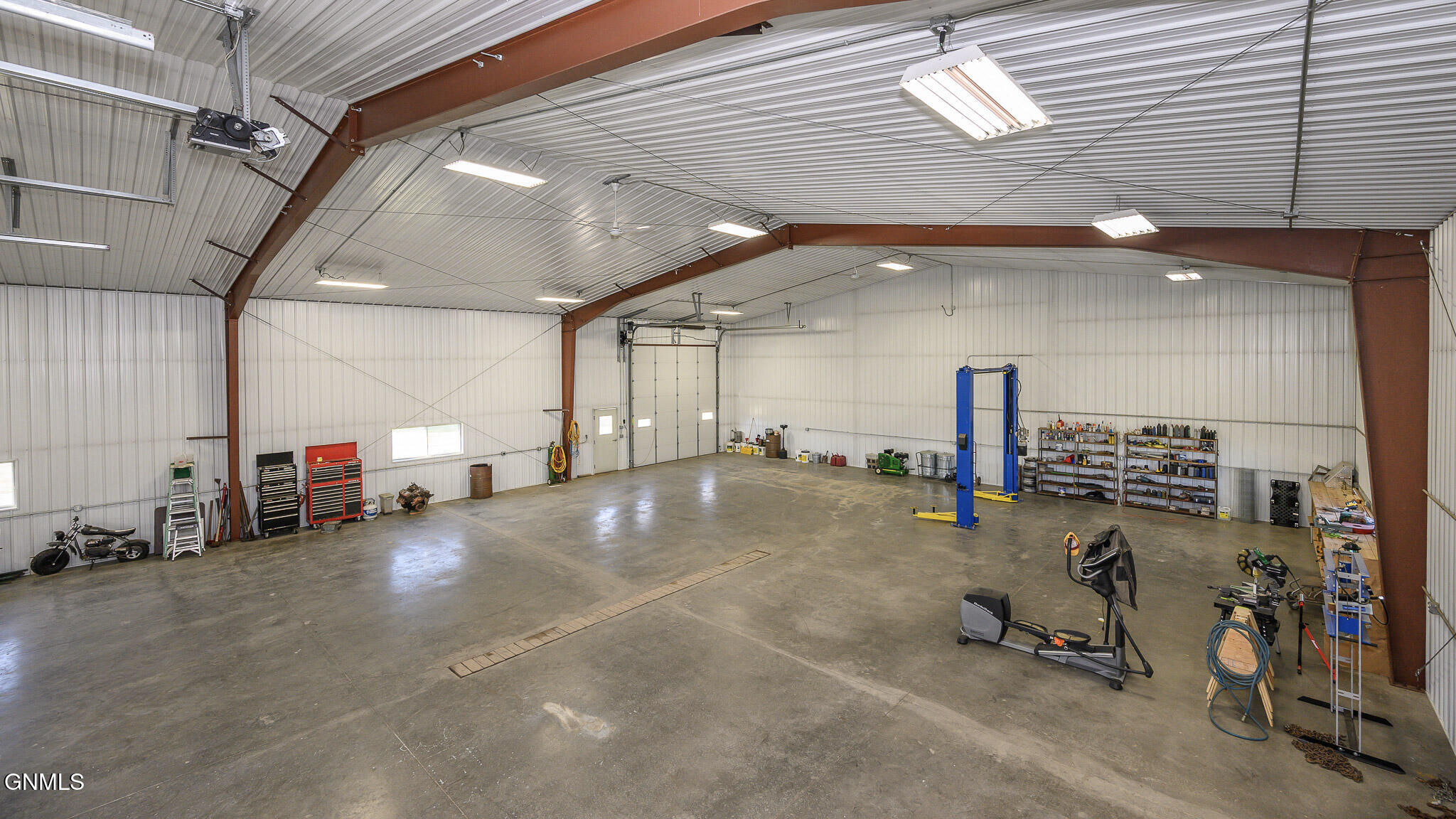 main property photo 44