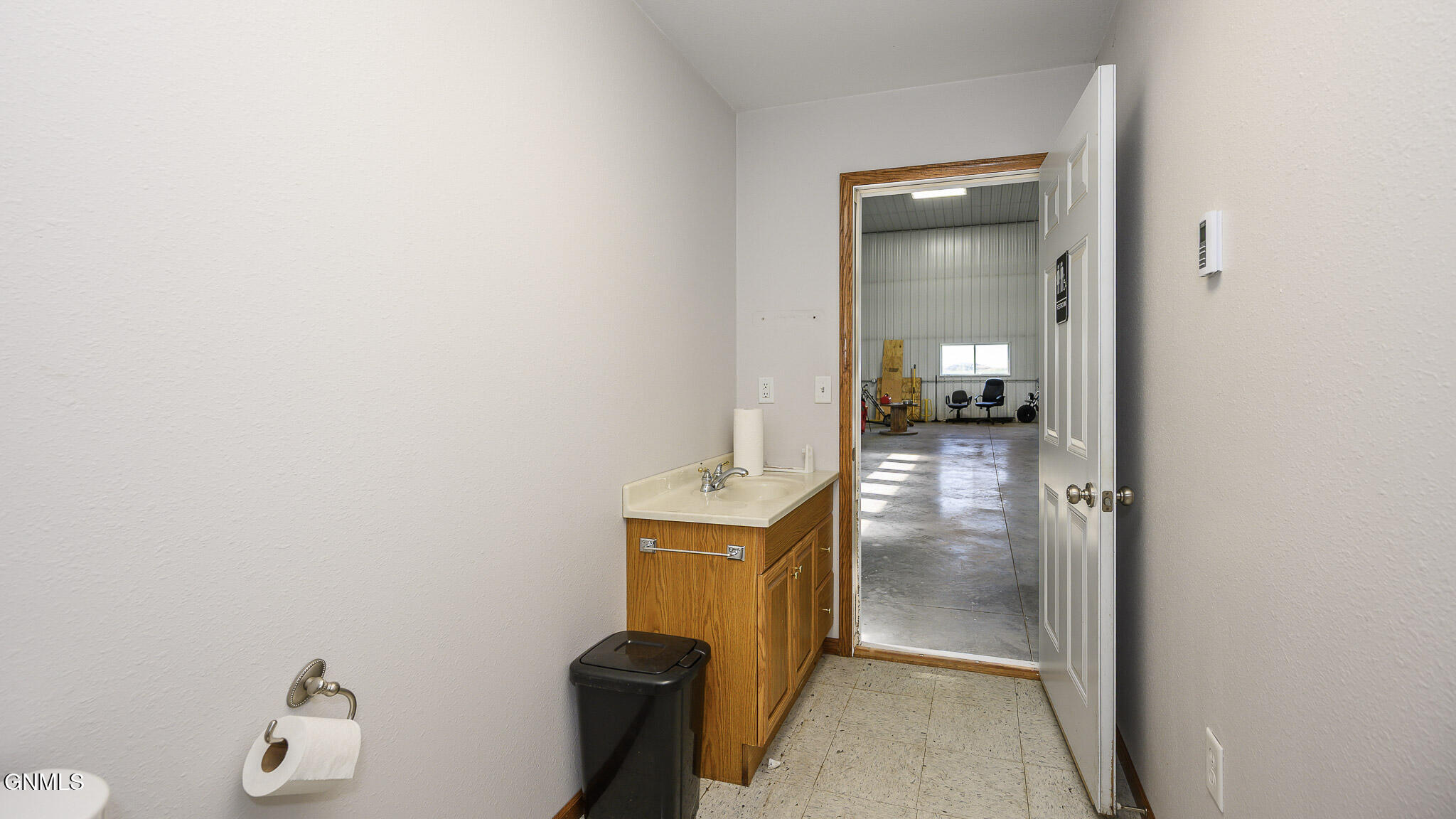 main property photo 50