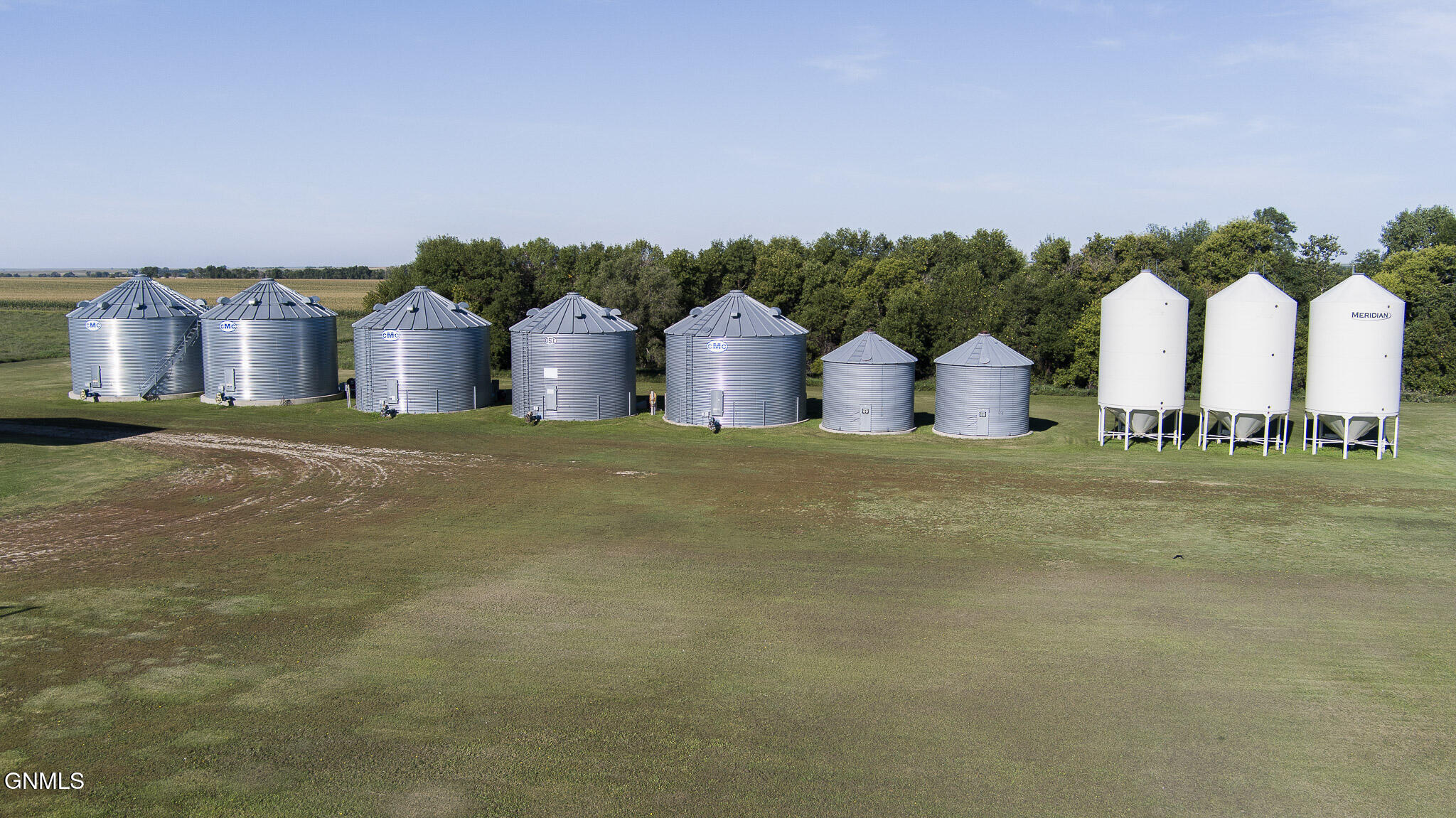 main property photo 61