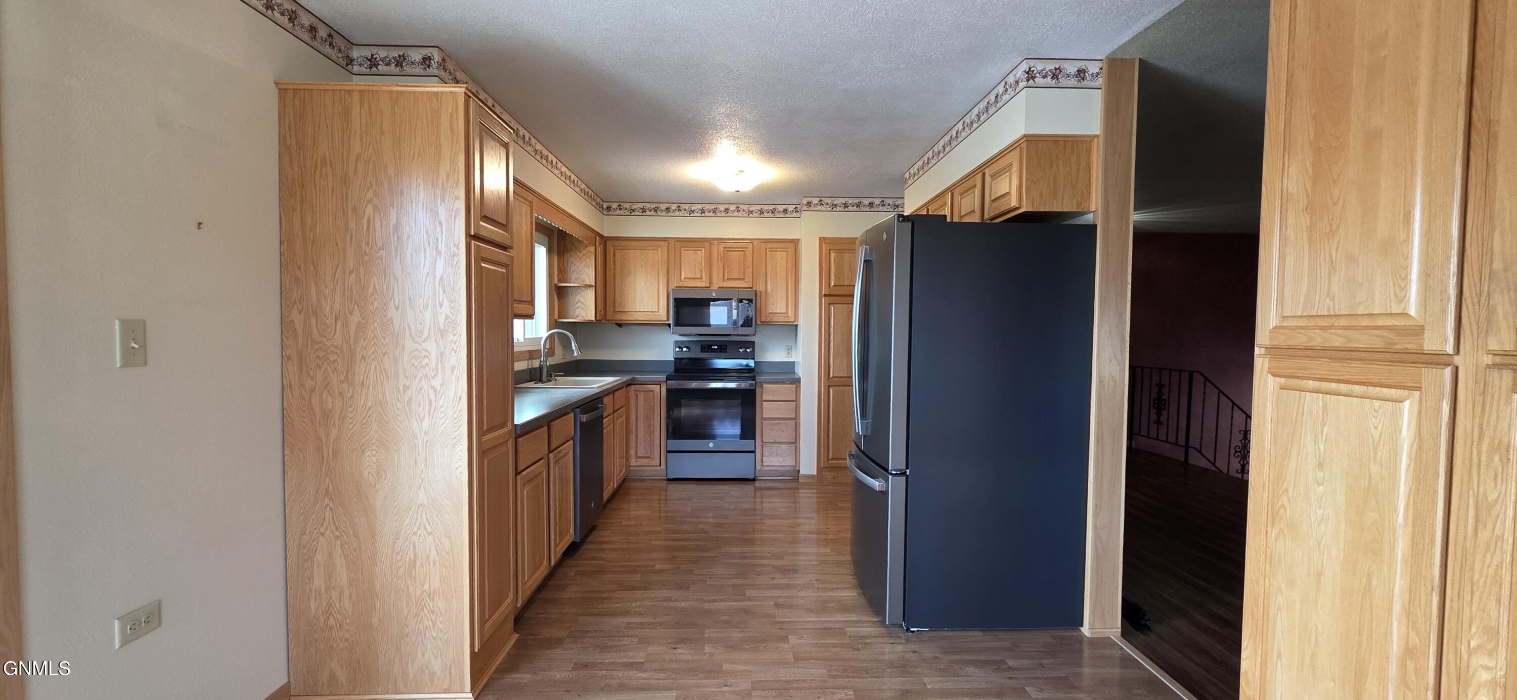 property viewer photo 11