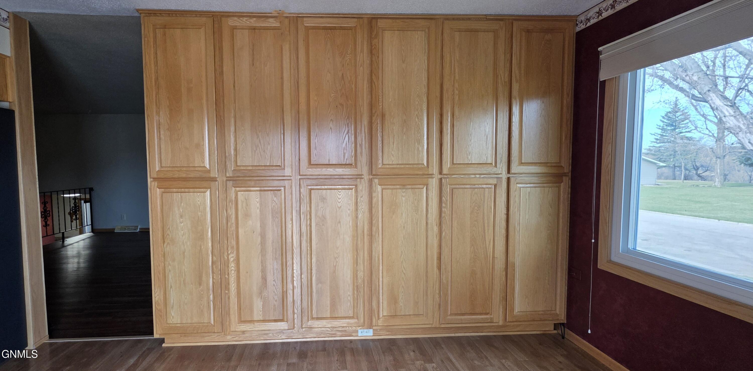 property viewer photo 13