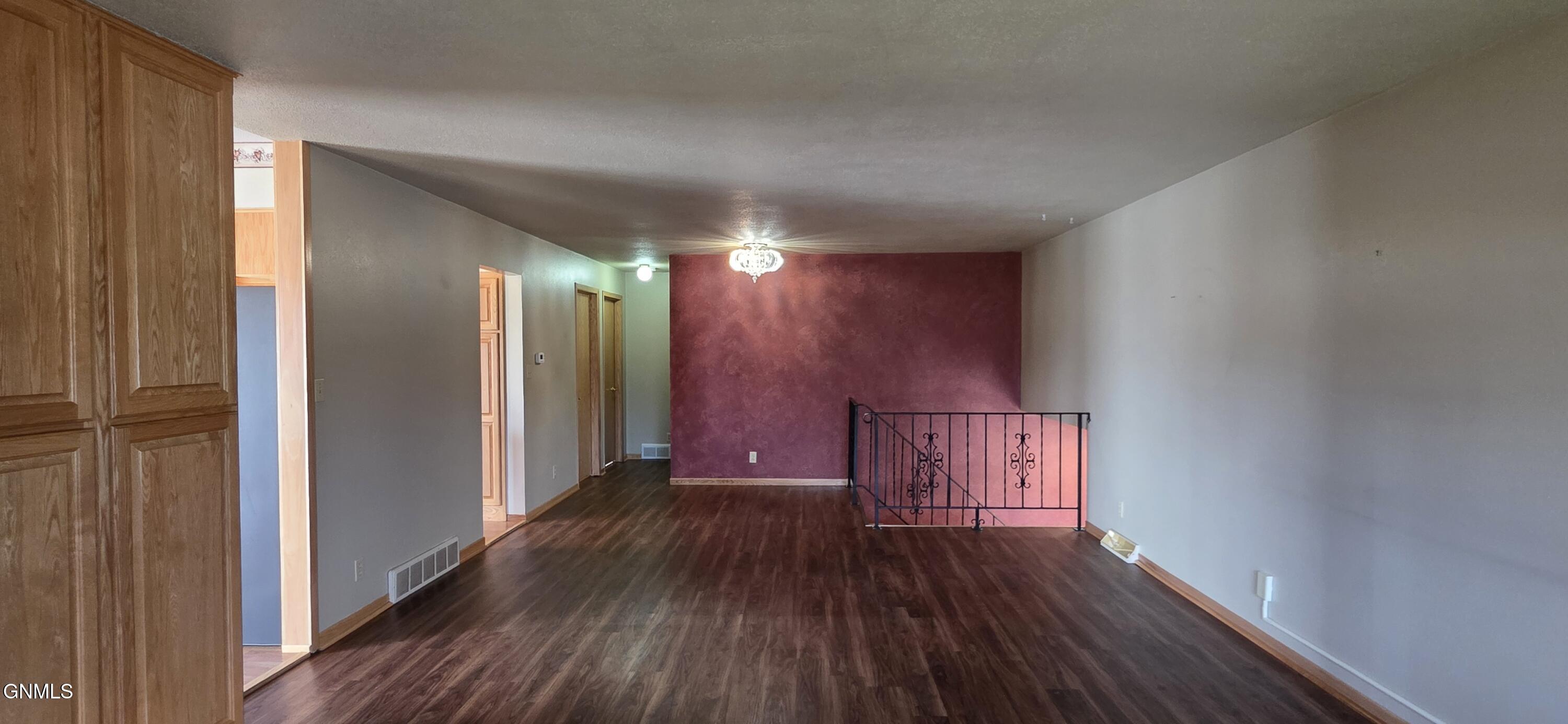 property viewer photo 14