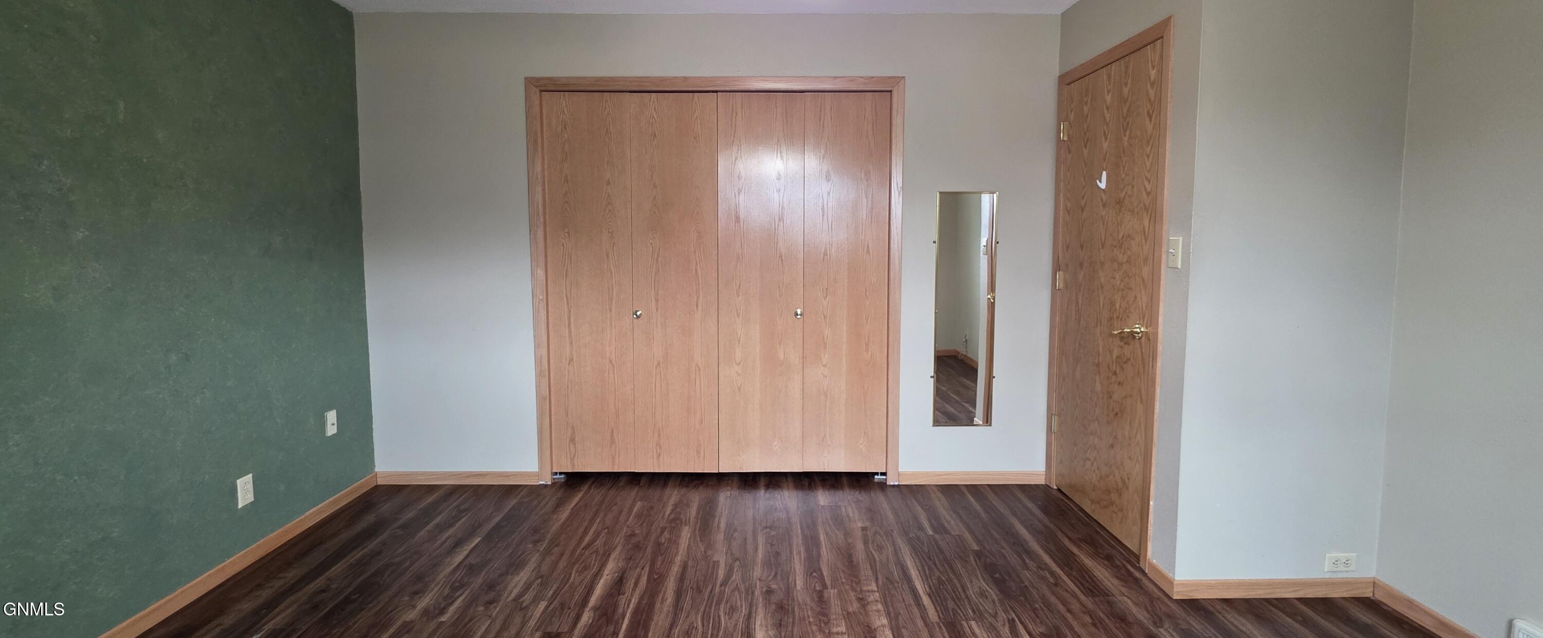 property viewer photo 19