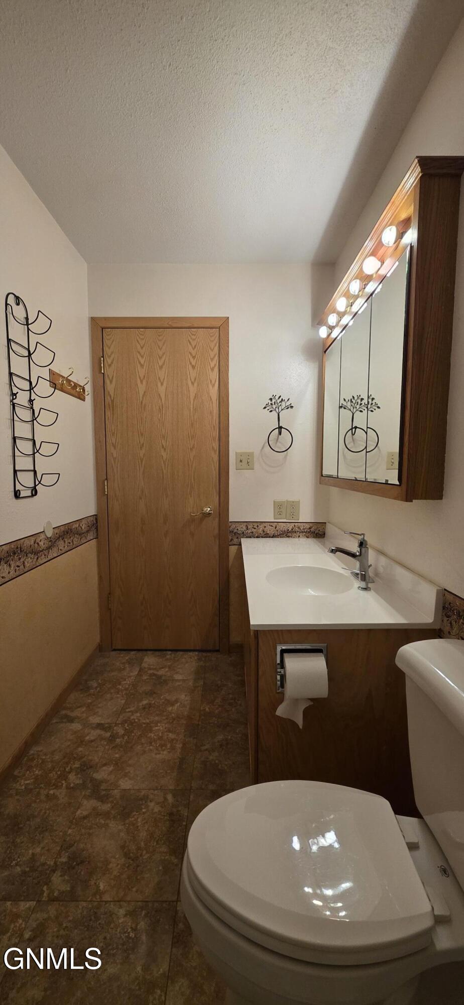 property viewer photo 26