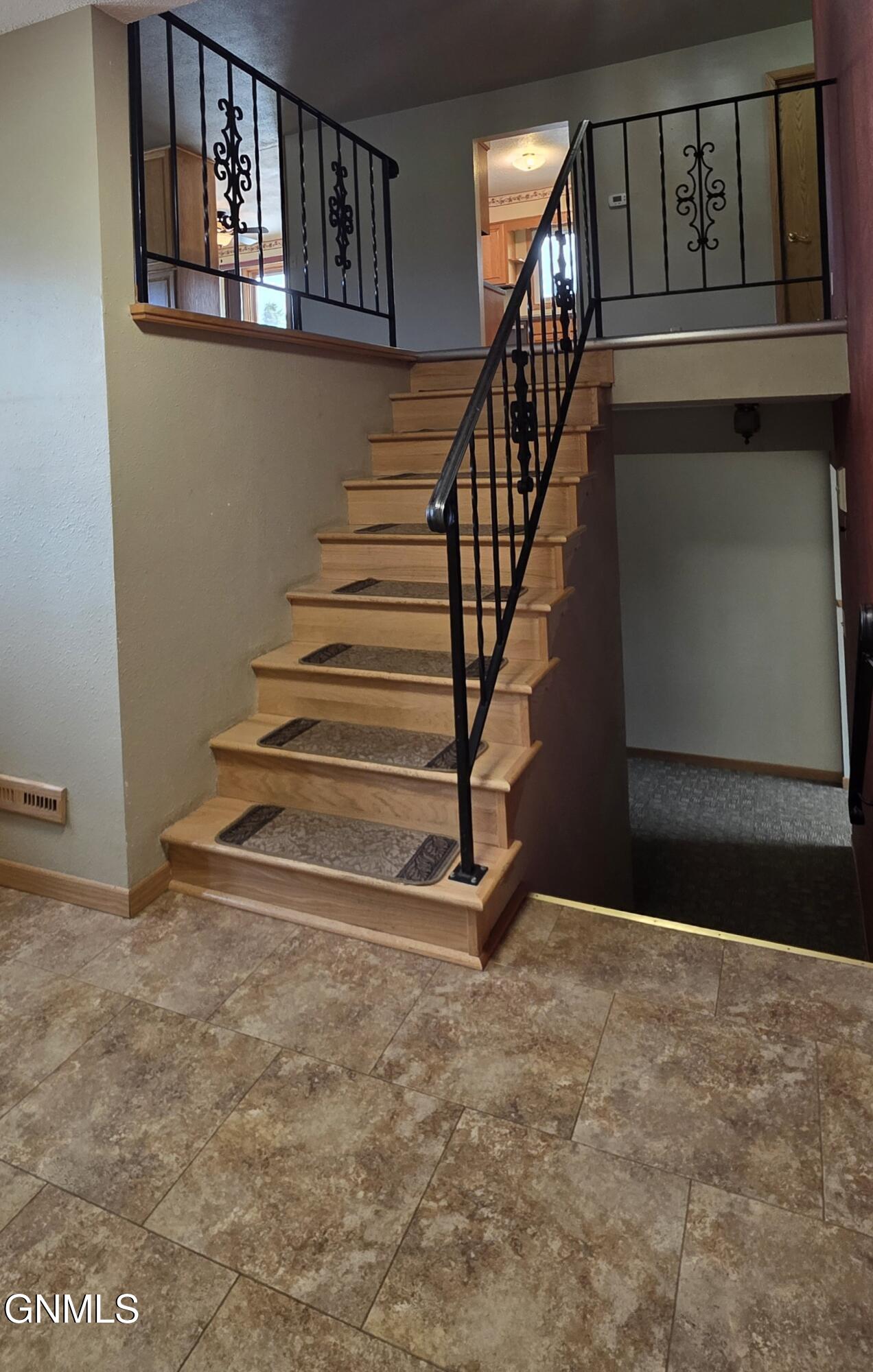 property viewer photo 29