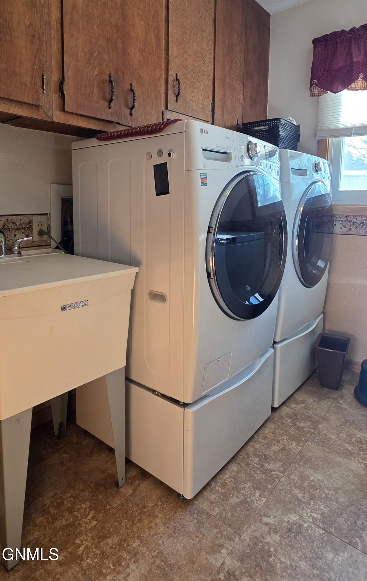 property viewer photo 31