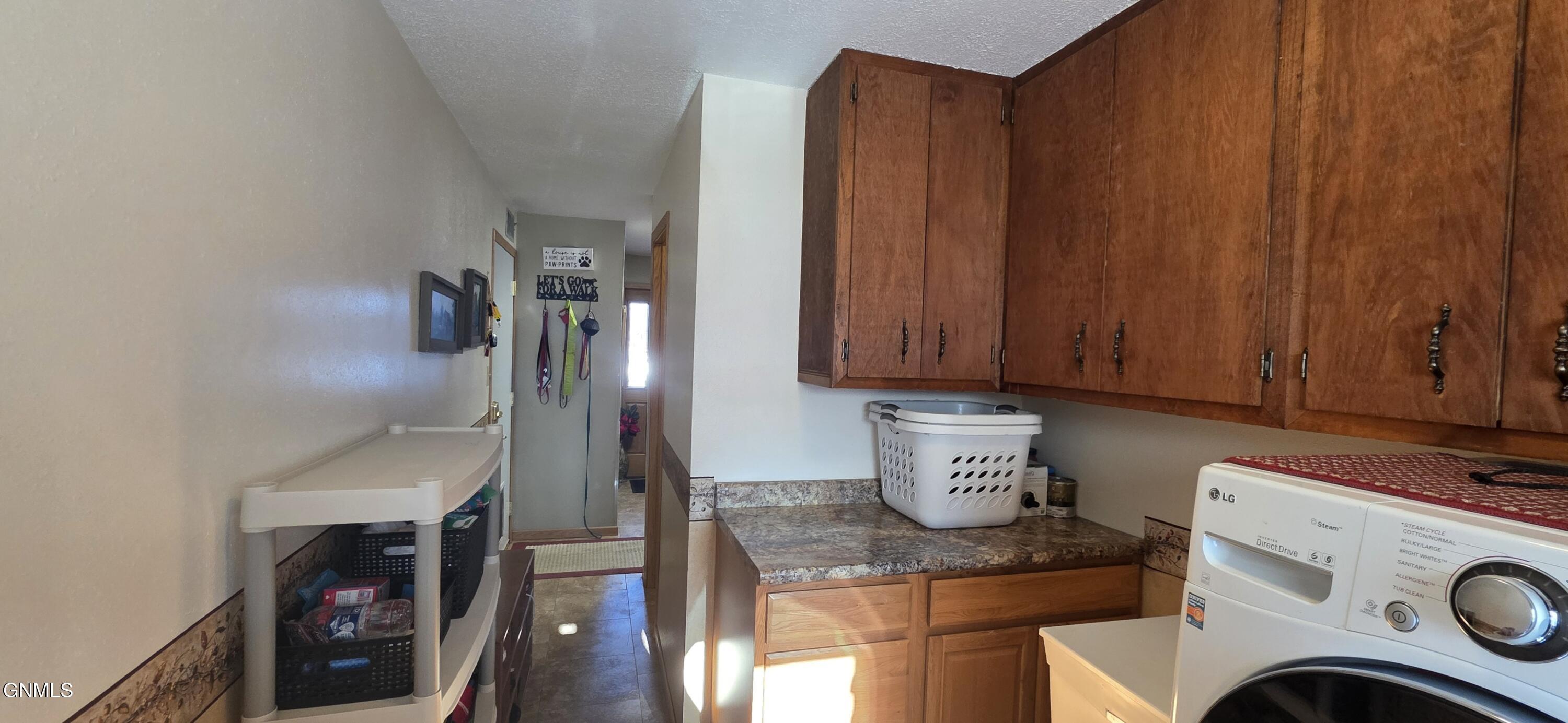 property viewer photo 33