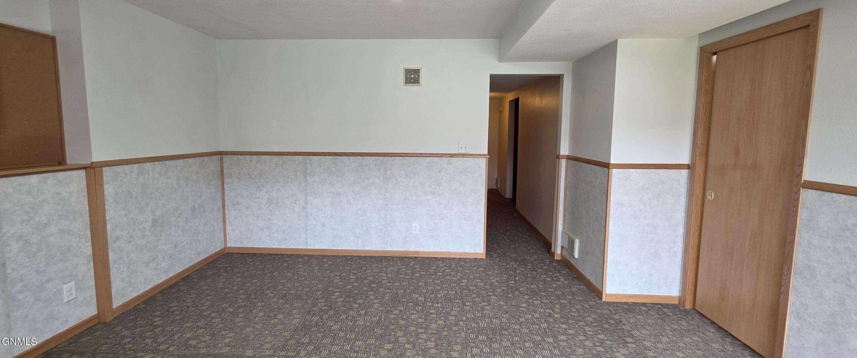 property viewer photo 38