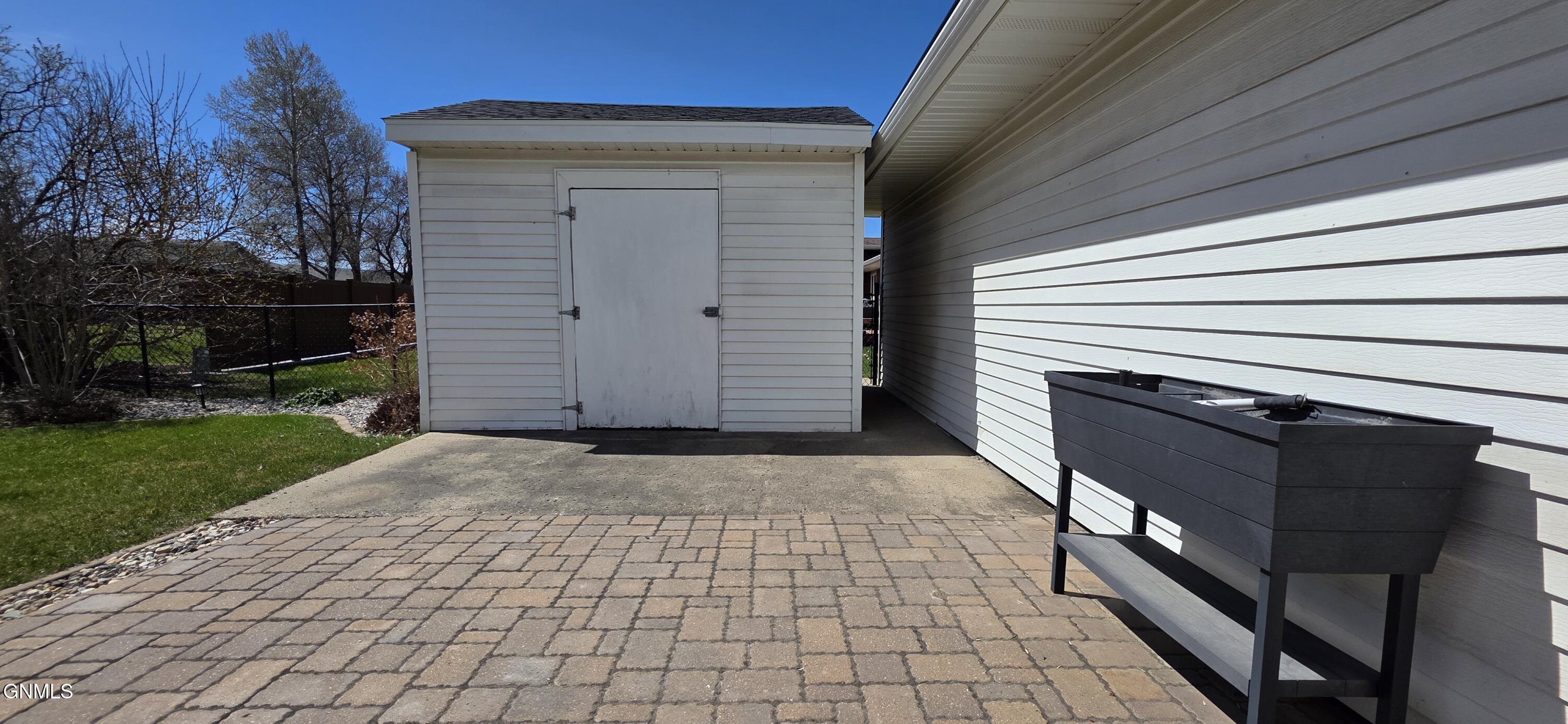 property viewer photo 61