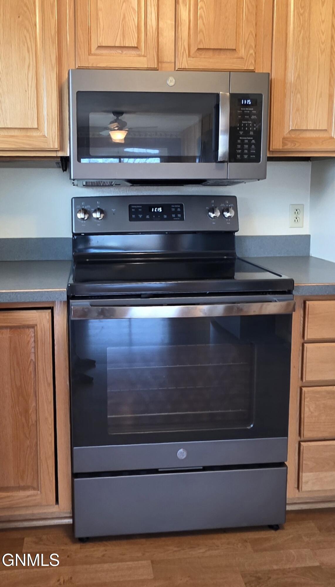 property viewer photo 8