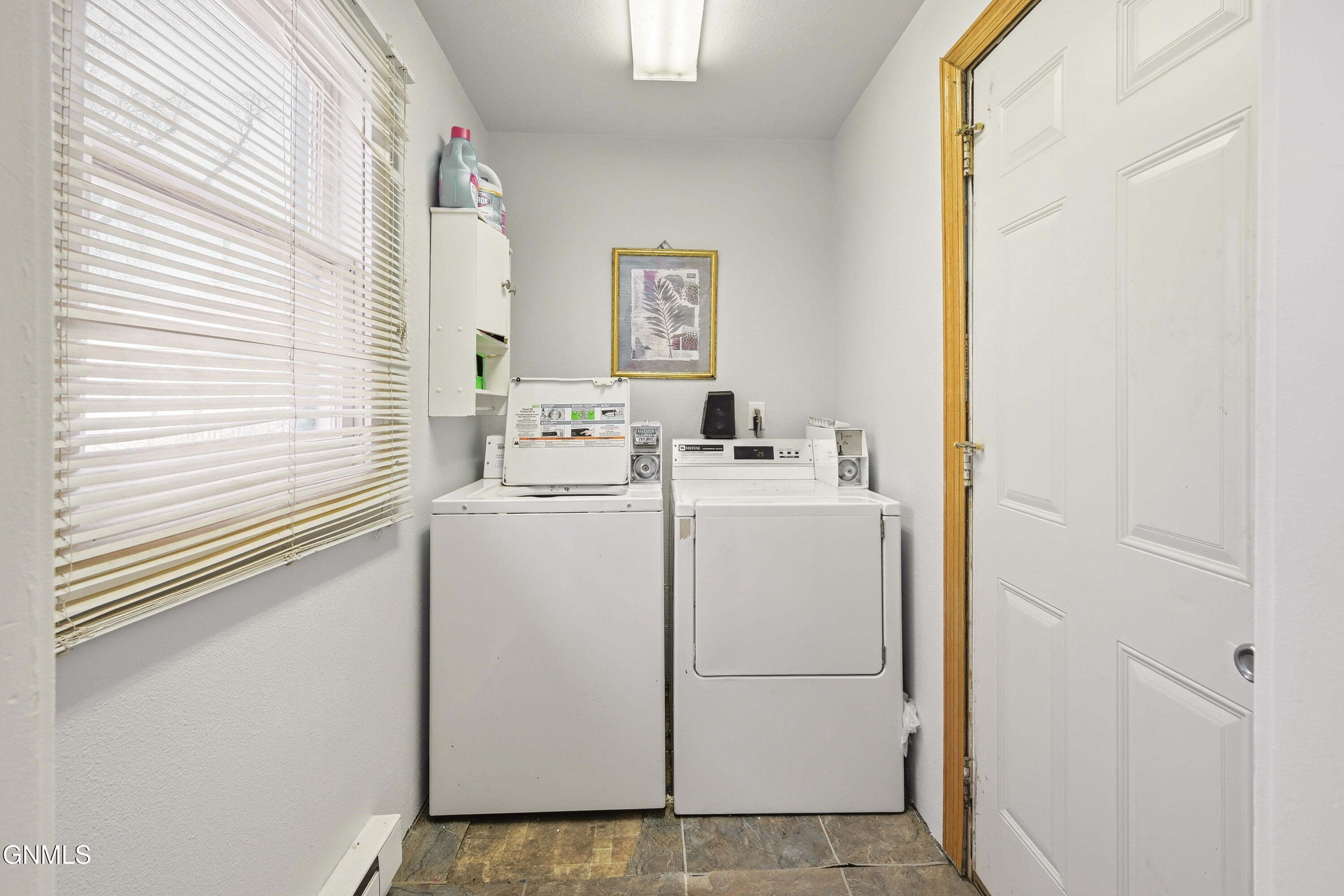 property viewer photo 14