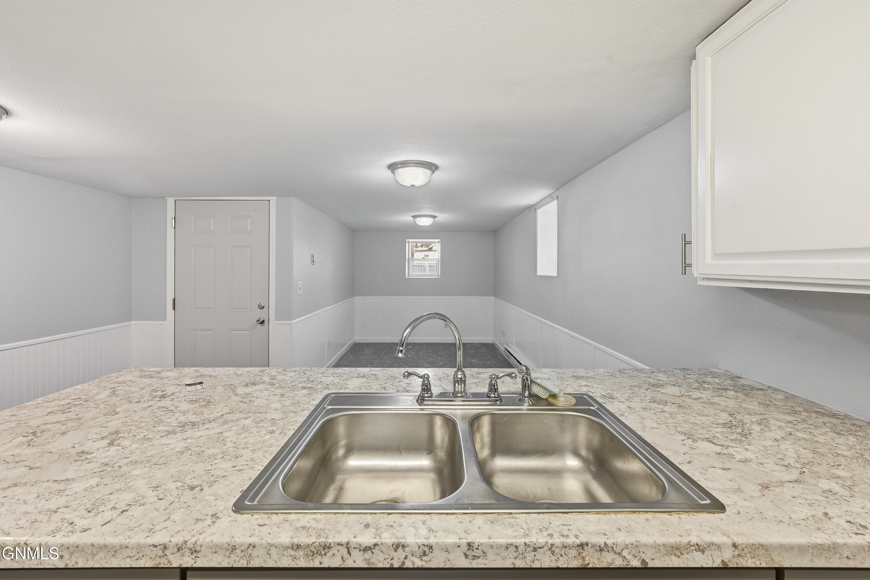 property viewer photo 17