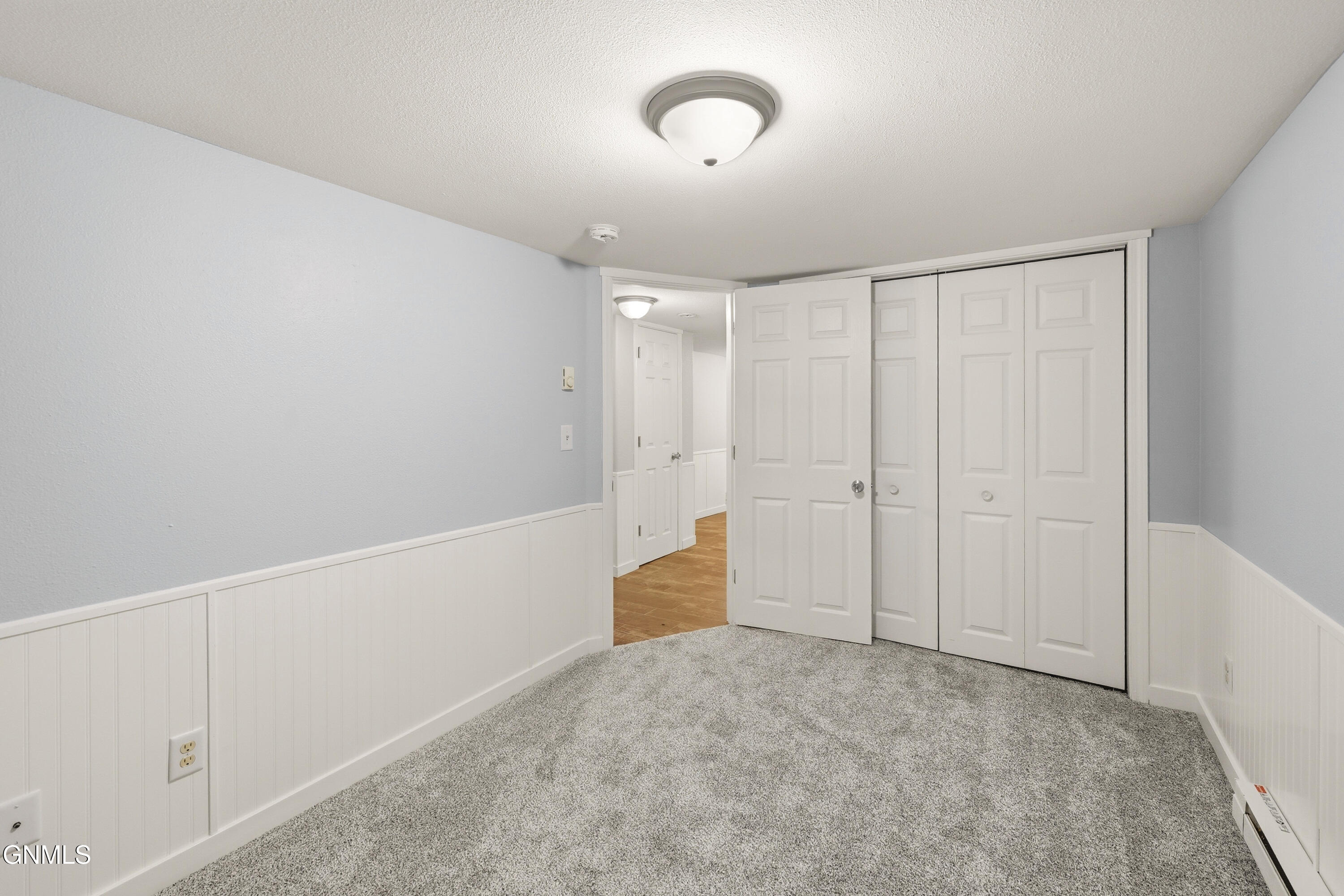 property viewer photo 20