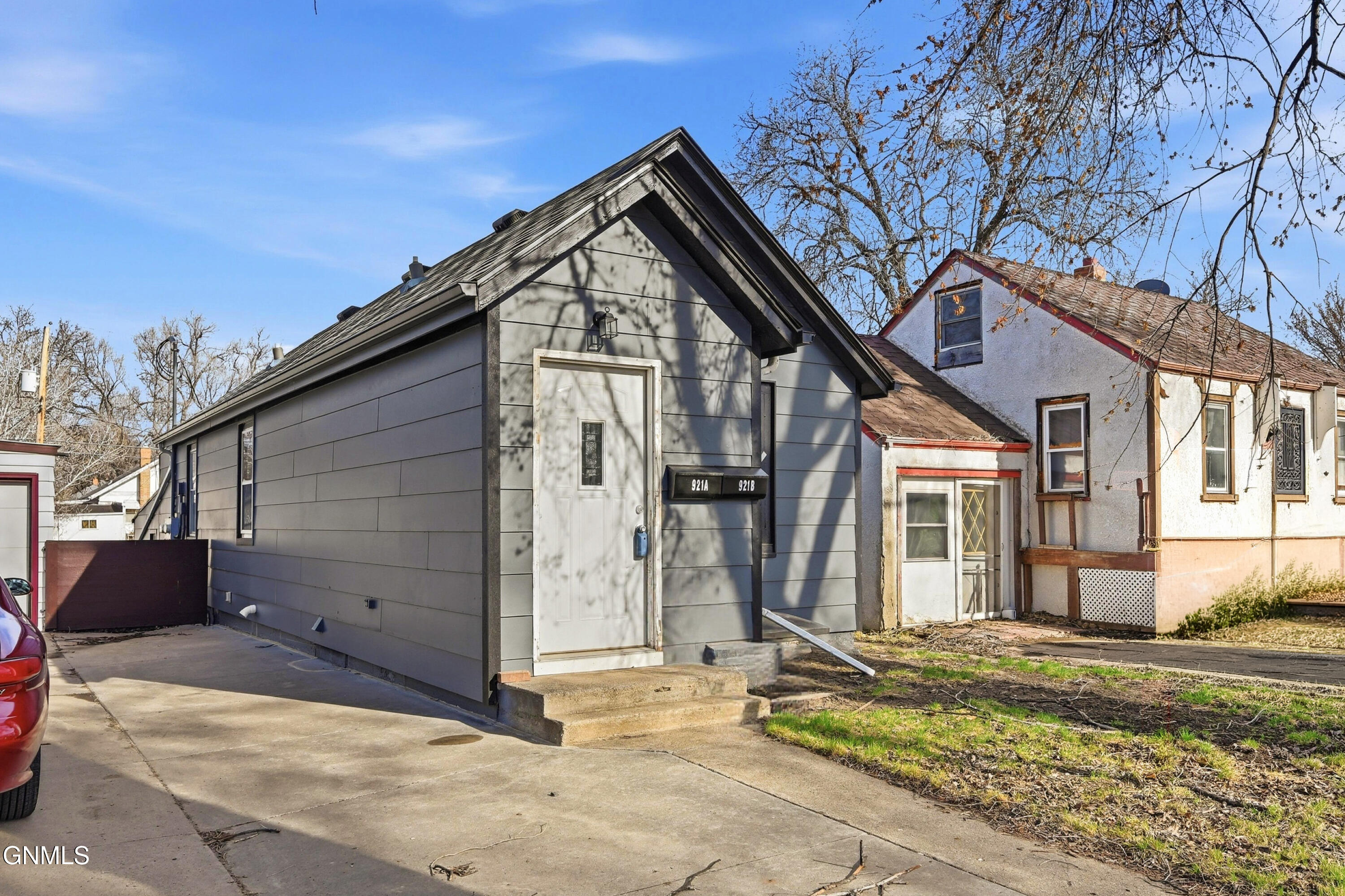 property viewer photo 25