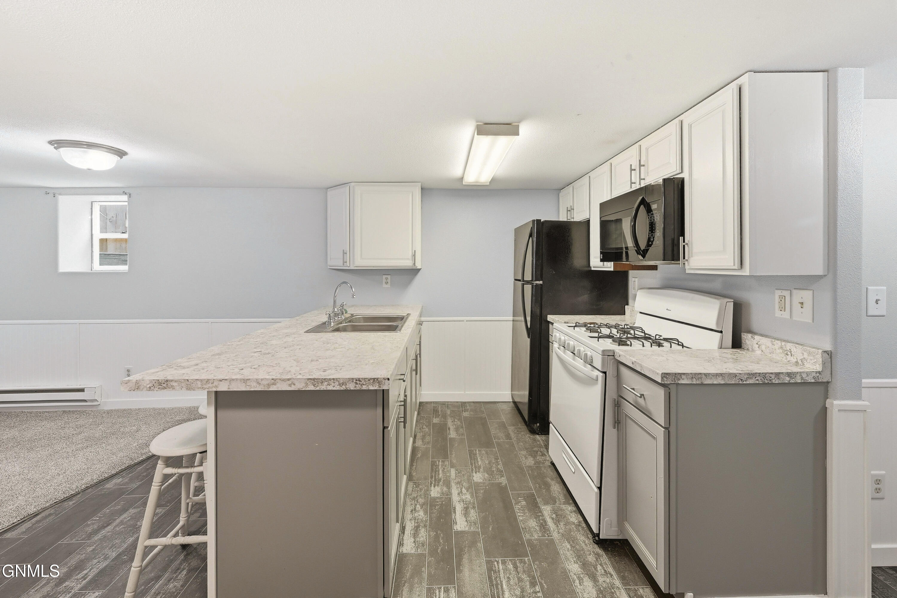 property viewer photo 5