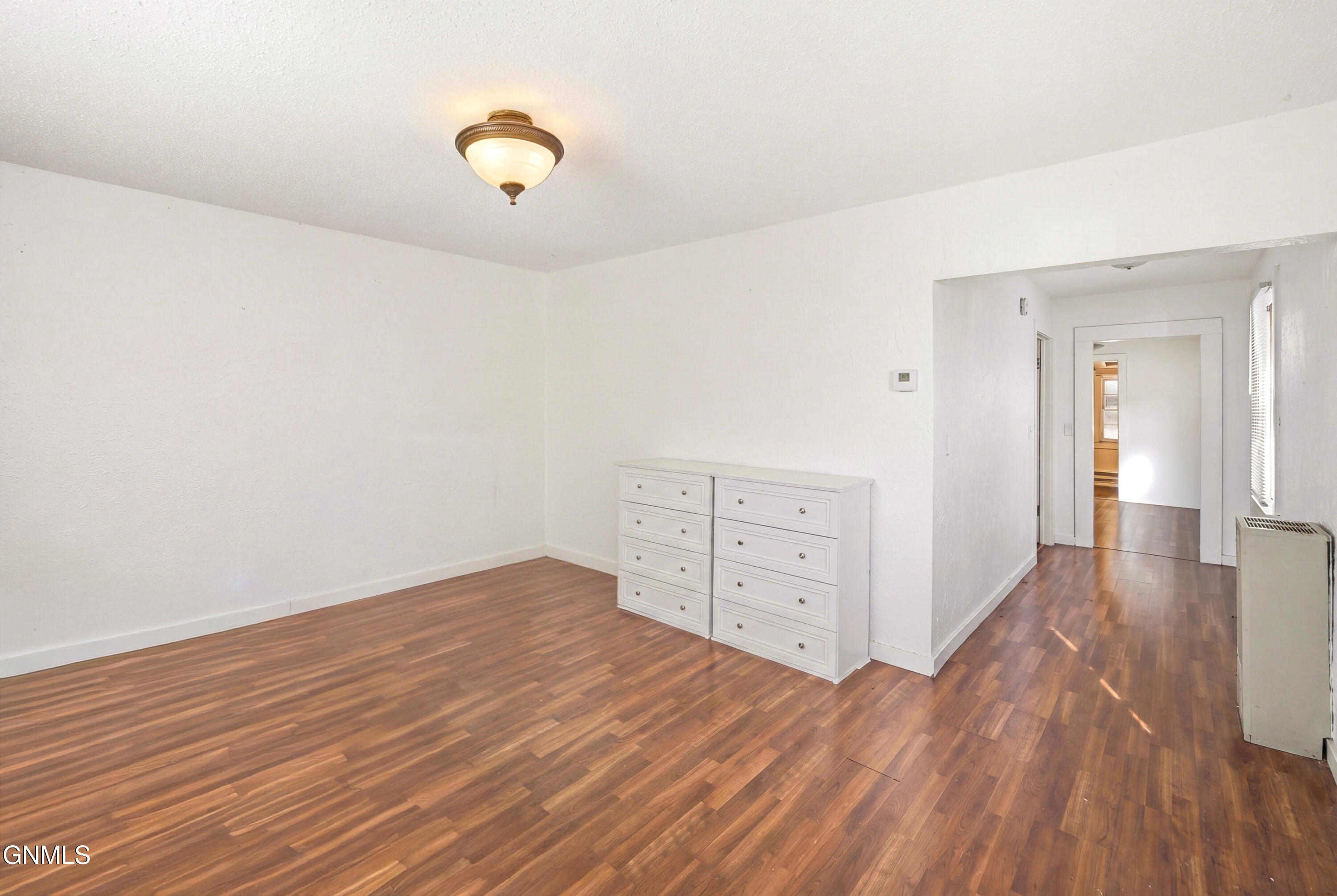 property viewer photo 8