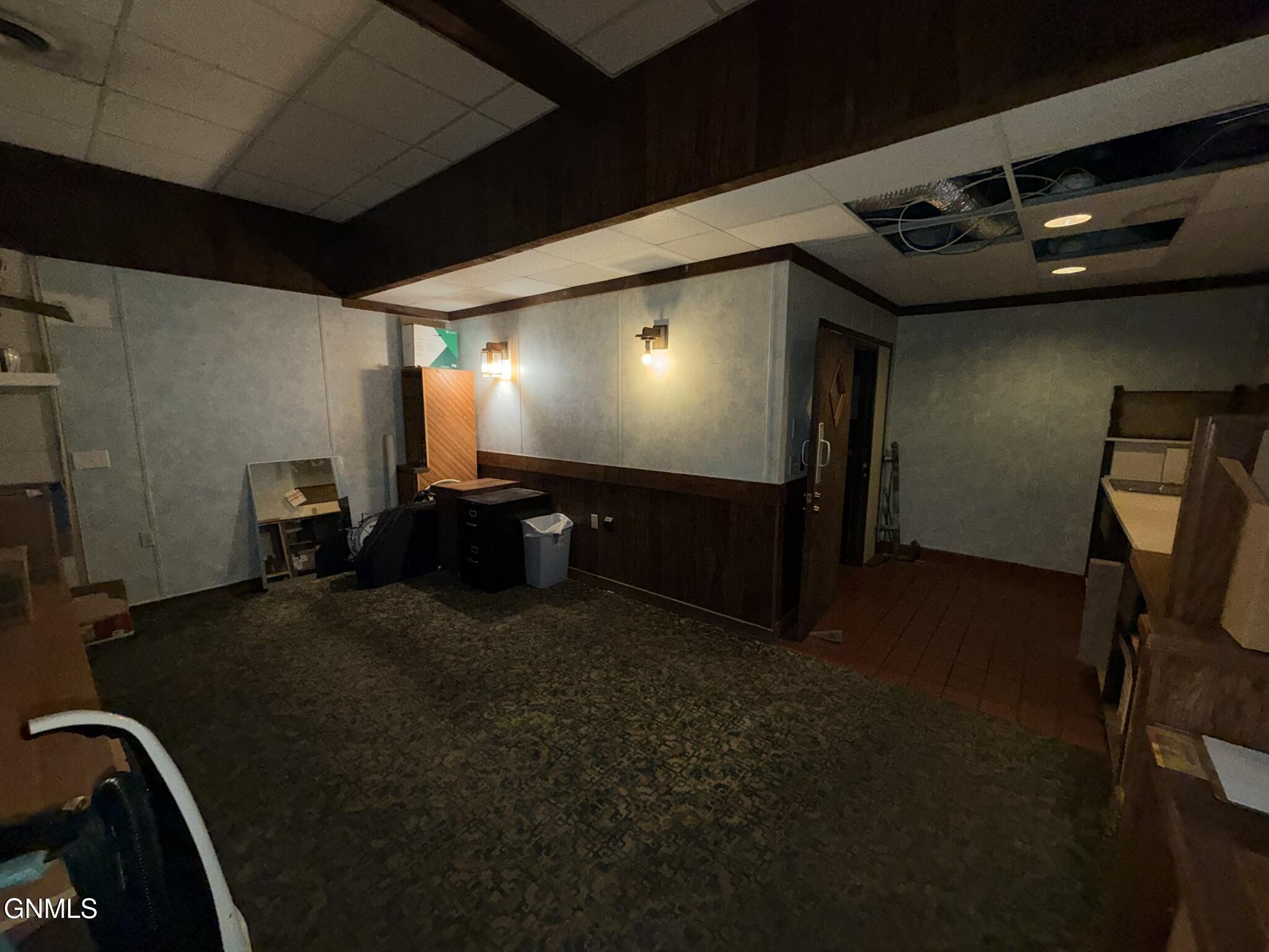 main property photo 14