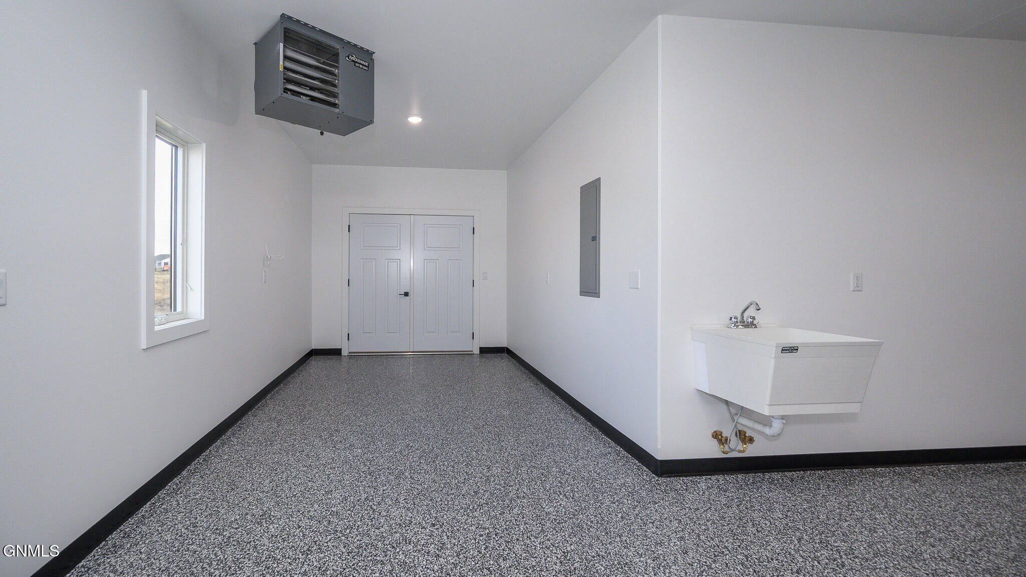 main property photo 60
