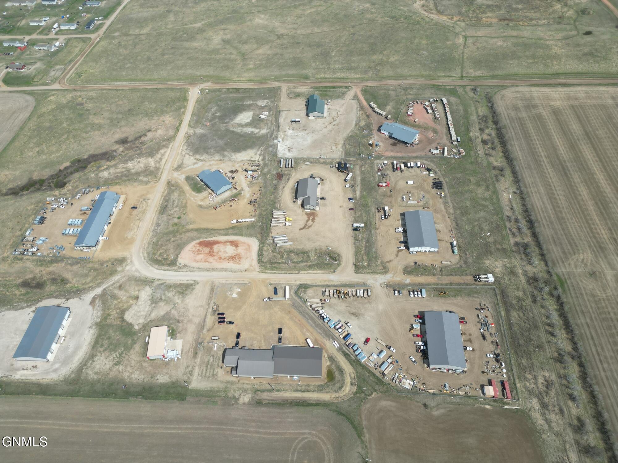 main property photo 16