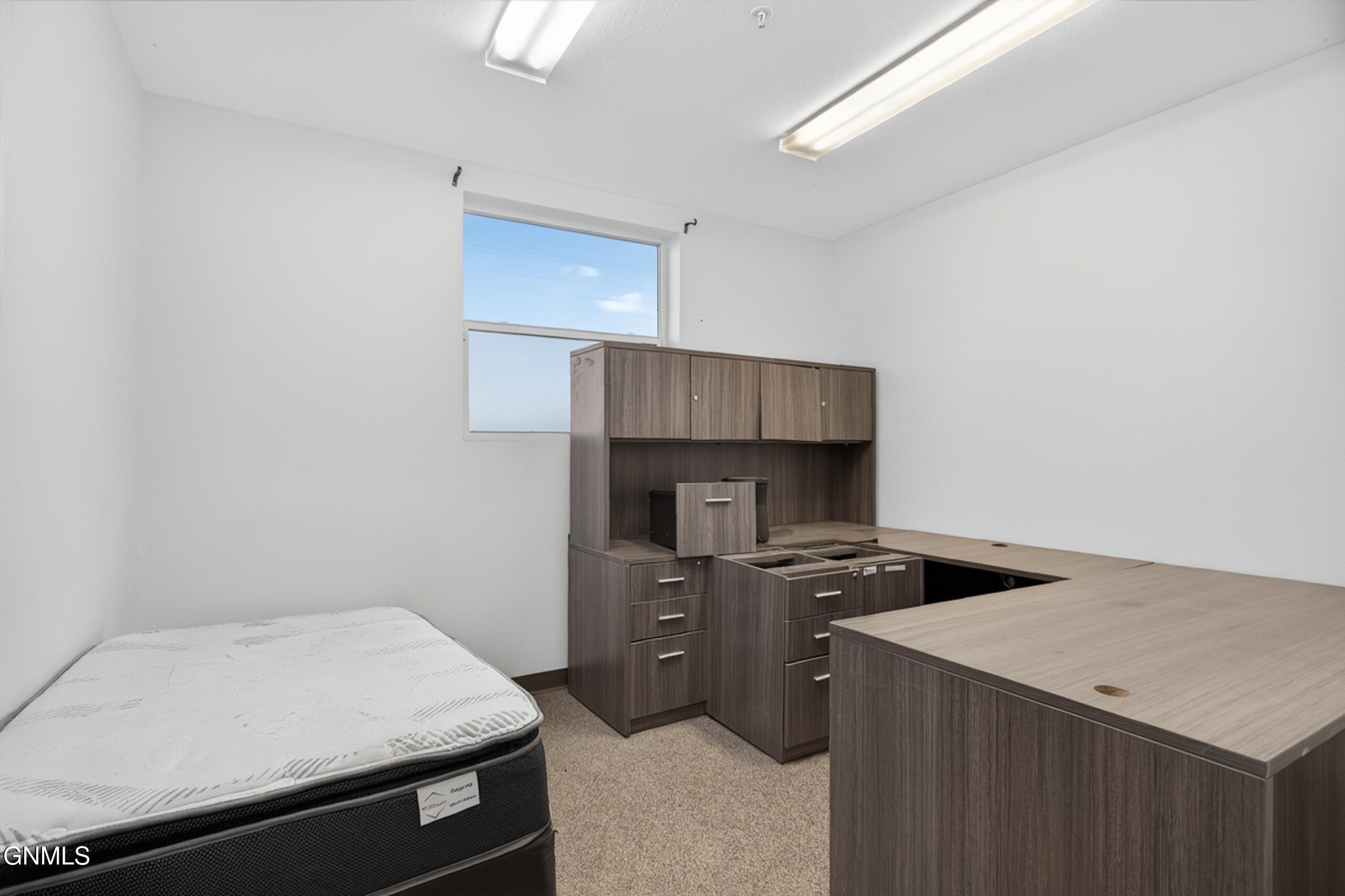 main property photo 58